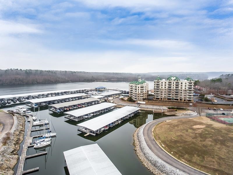 CR 380 RD Unit: P 402