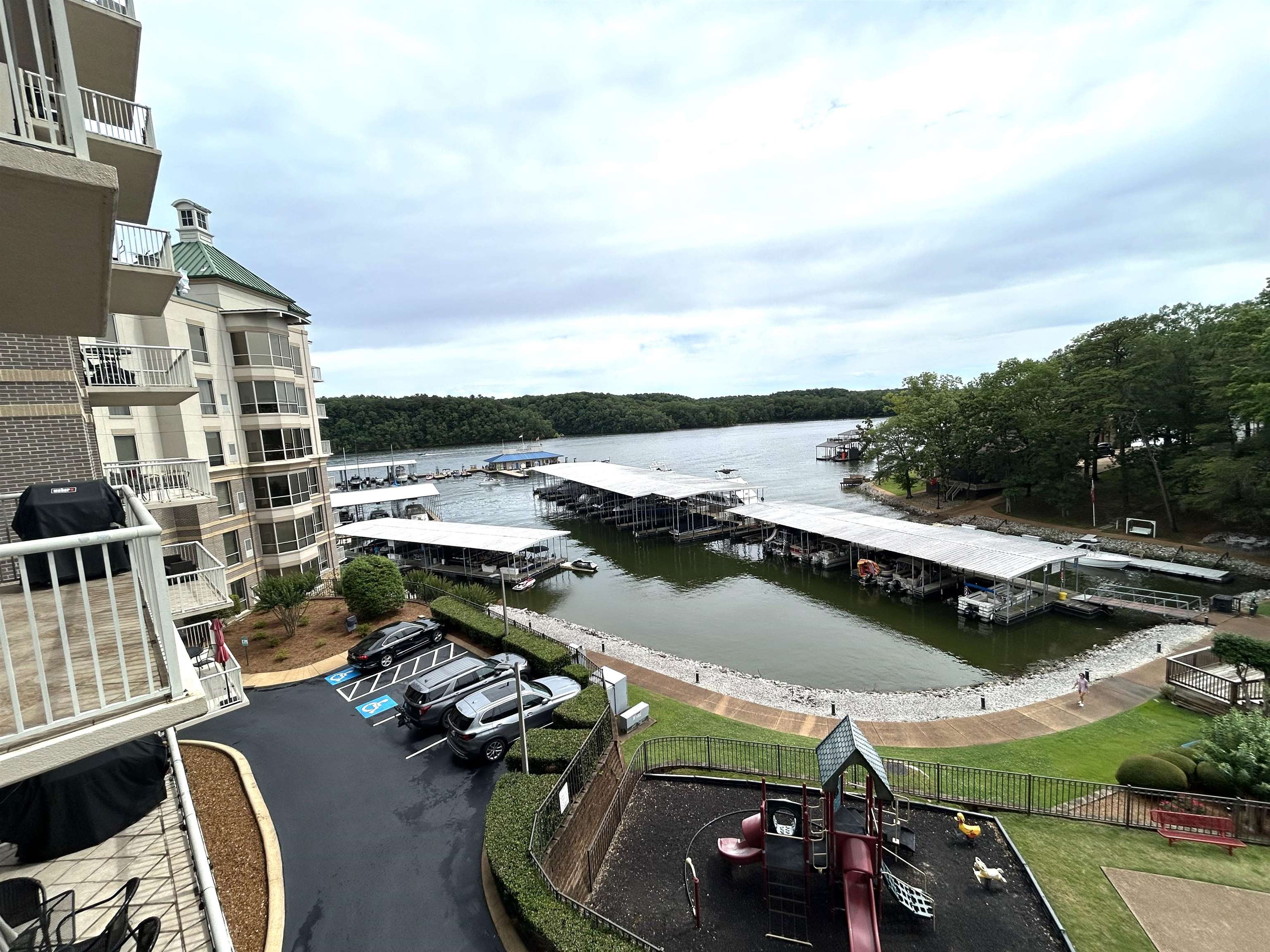 CR 380 RD Unit: P 402