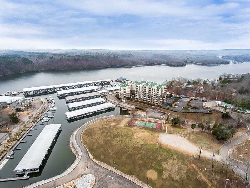 CR 380 RD Unit: P 402