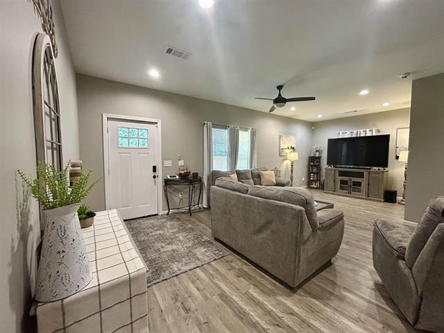 100 SHADOW BROOK CIR