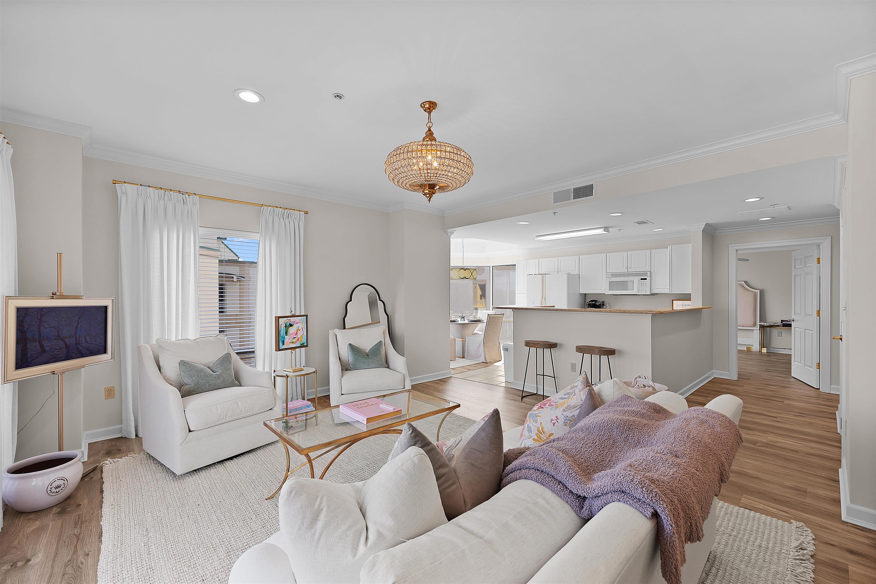 323 CR 380 RD Unit: P 605