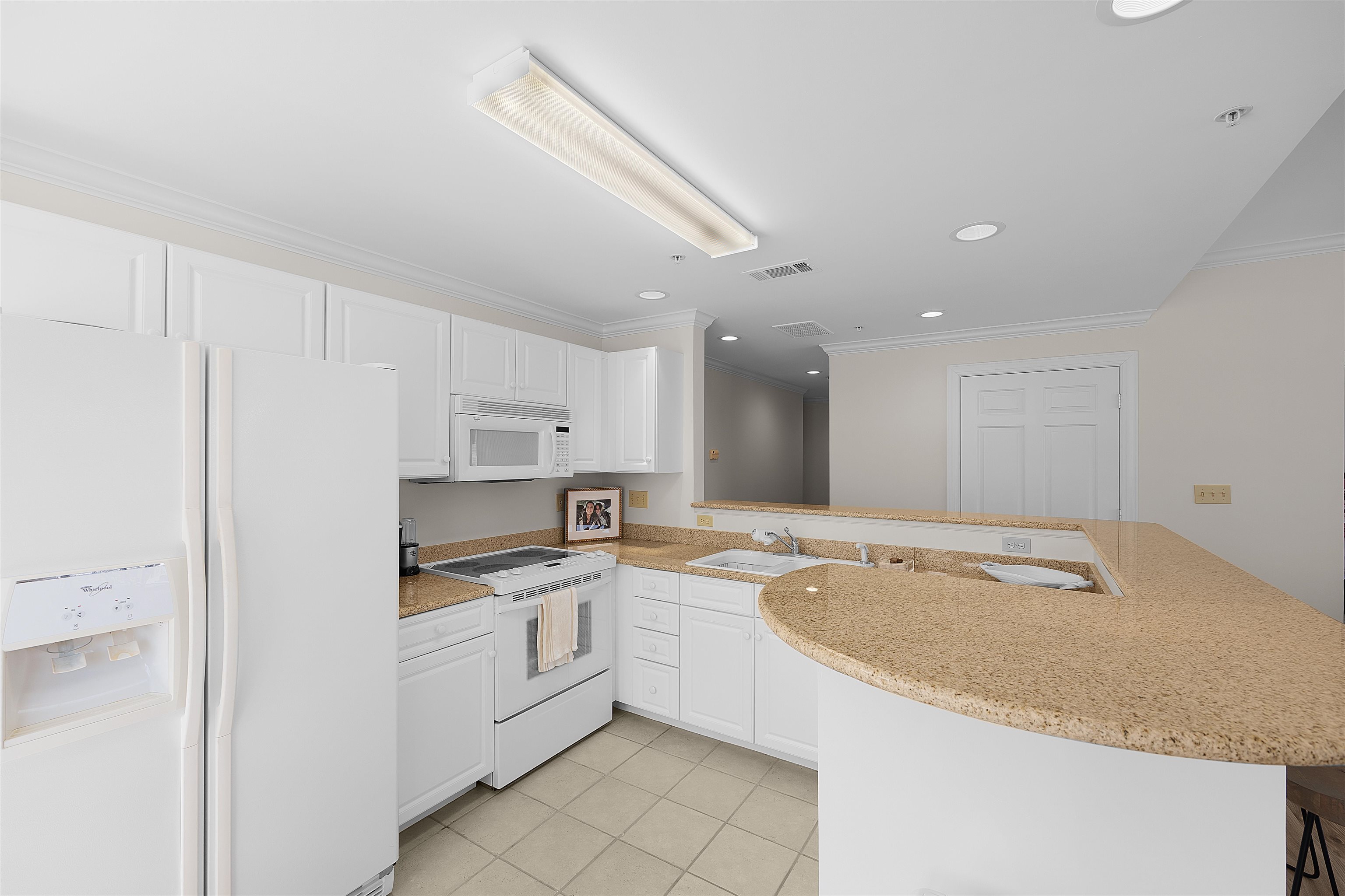 323 CR 380 RD Unit: P 605