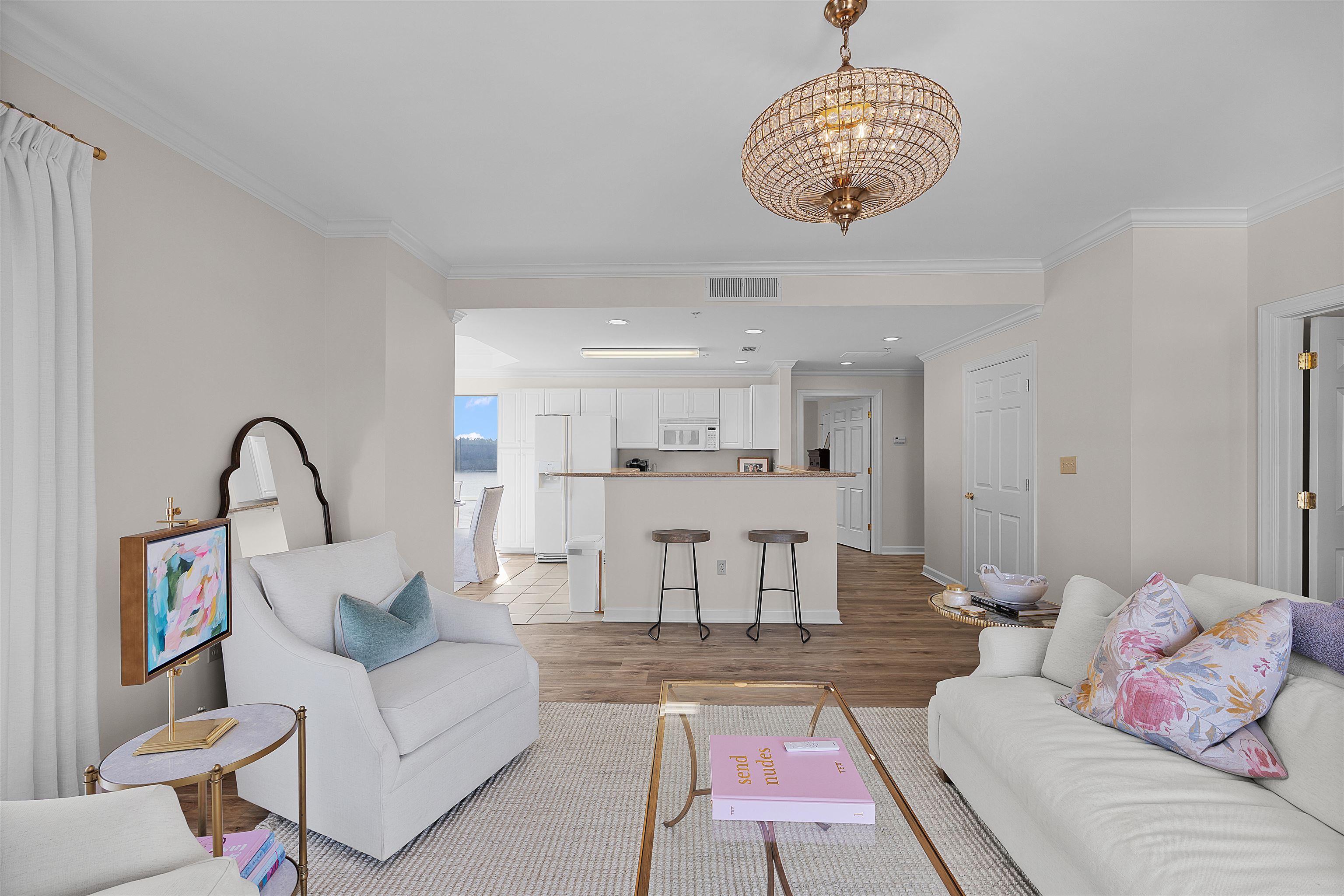 323 CR 380 RD Unit: P 605