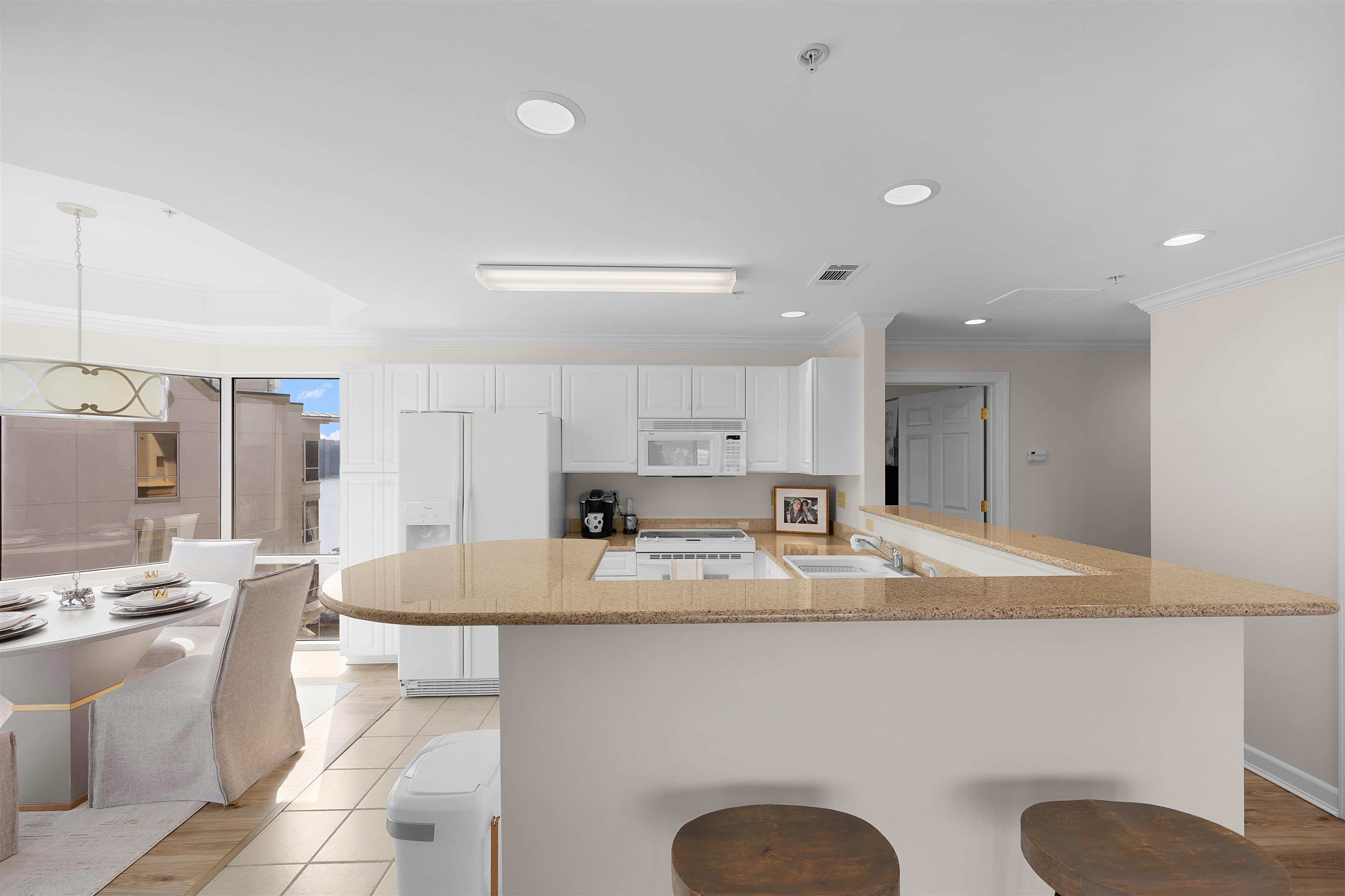 323 CR 380 RD Unit: P 605