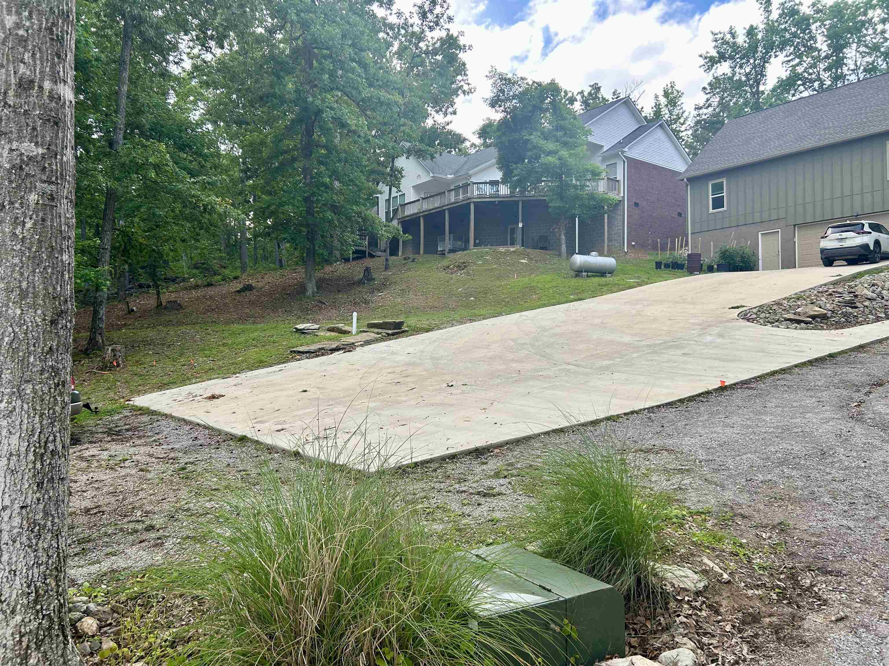3 SANDY CREEK LN