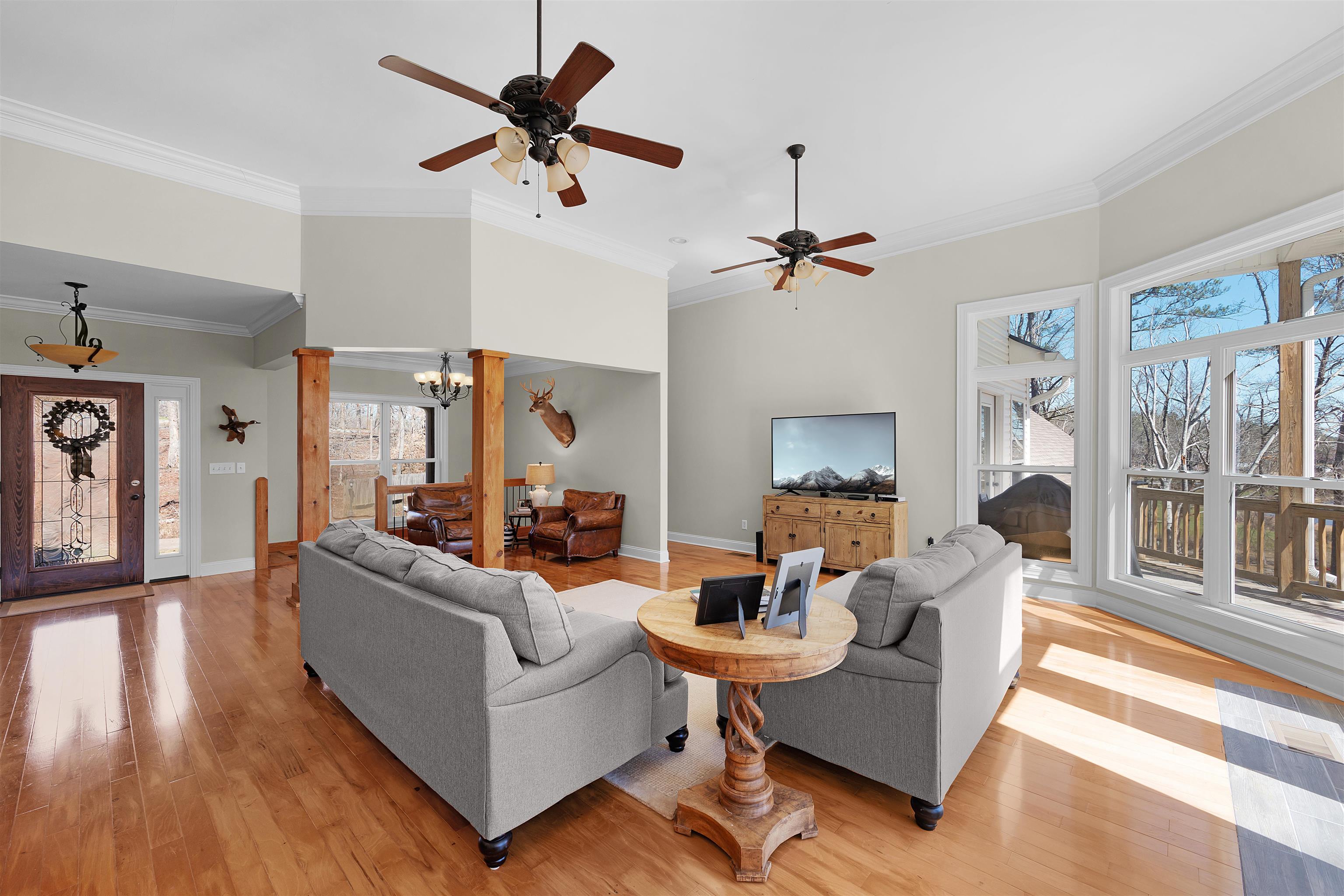 3 SANDY CREEK LN
