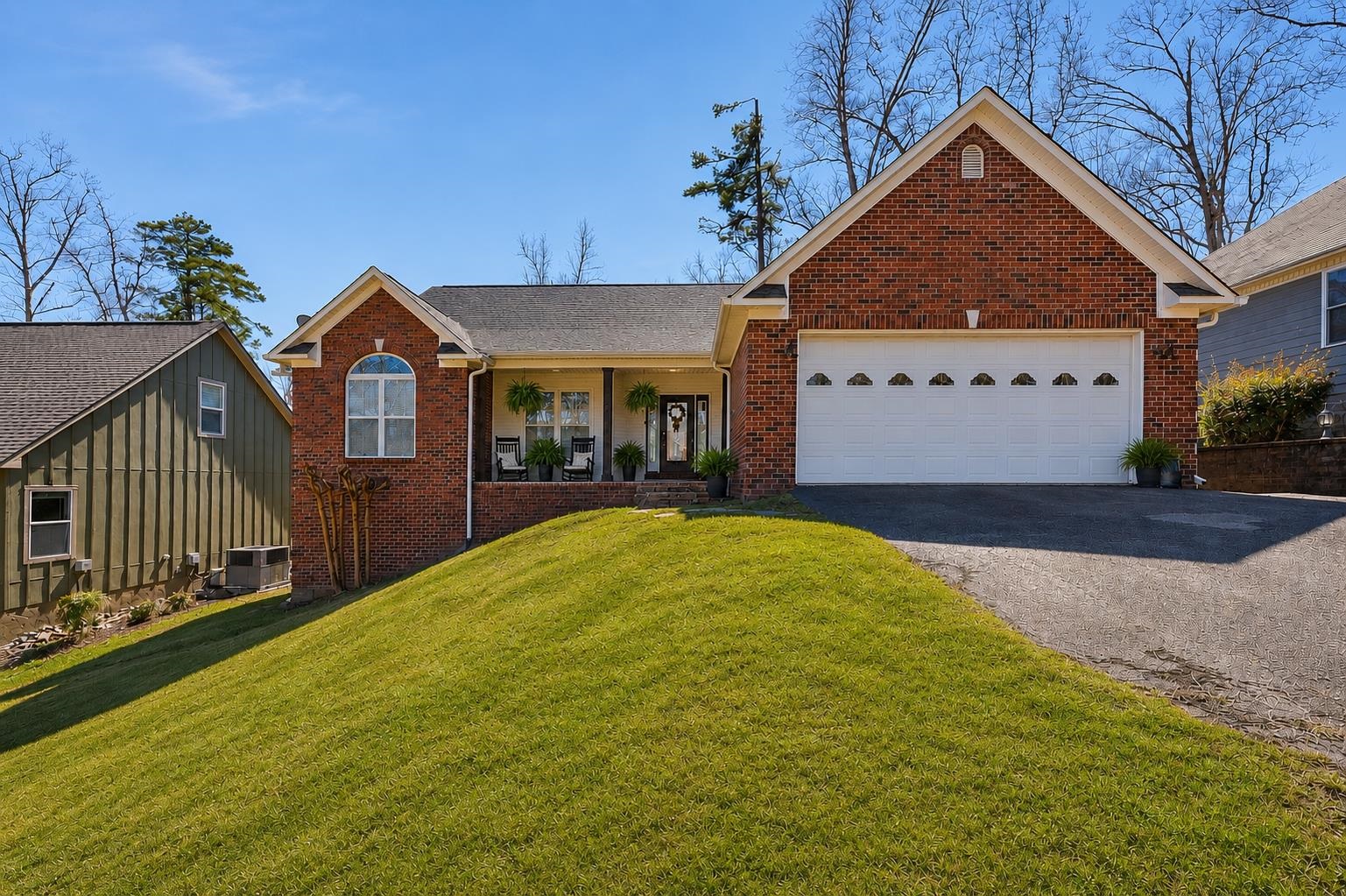 3 SANDY CREEK LN