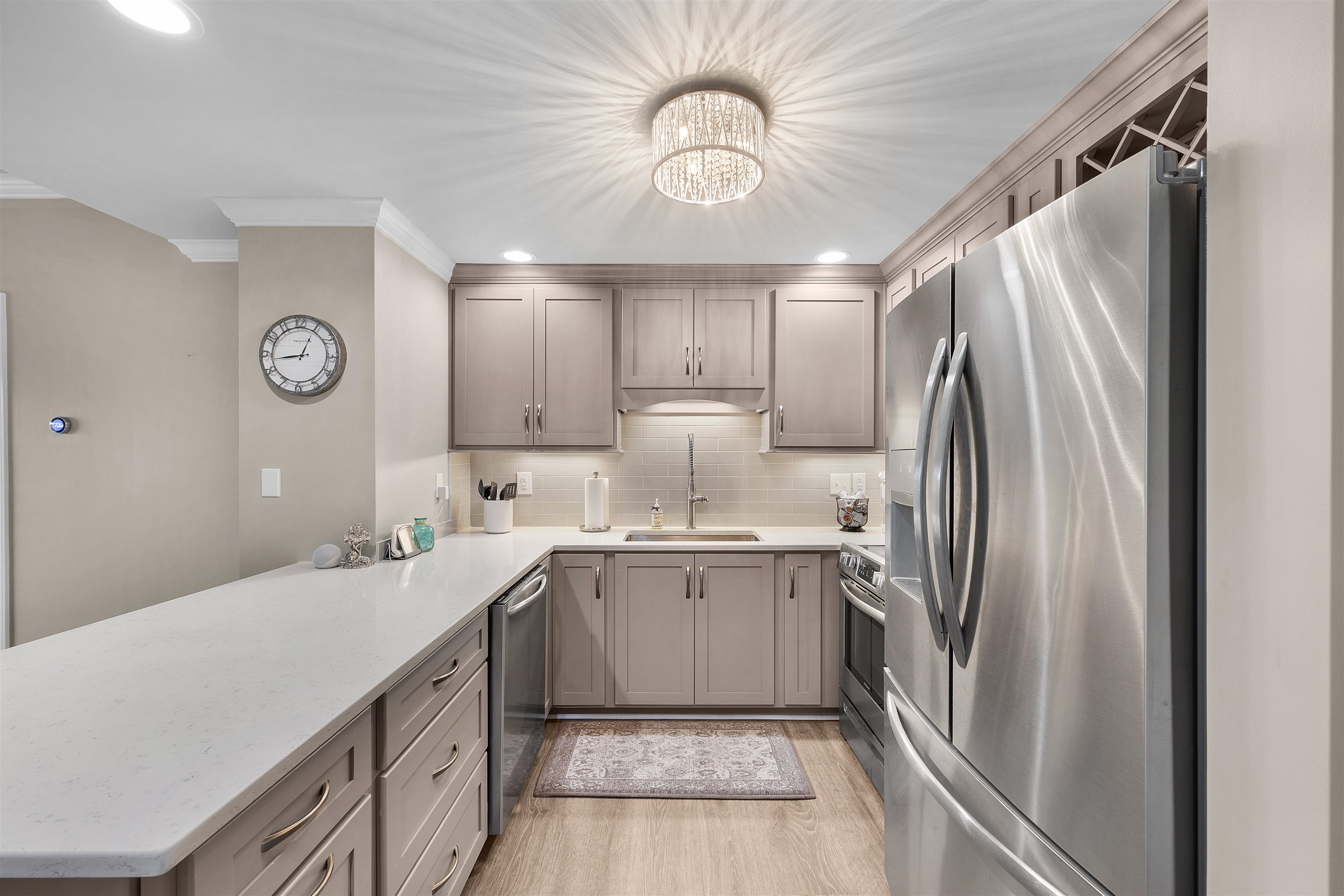 323 CR 380 RD Unit: P 506