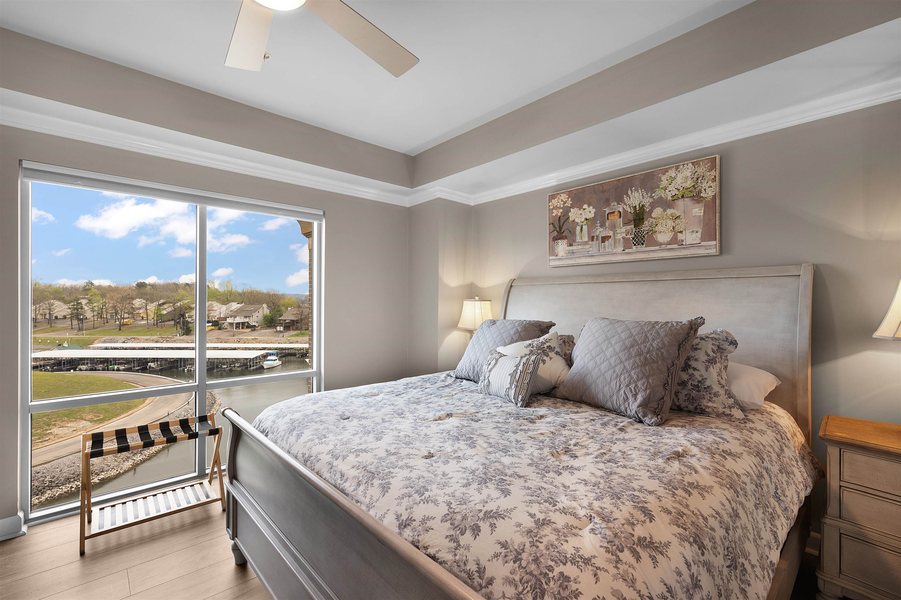 323 CR 380 RD Unit: P 506