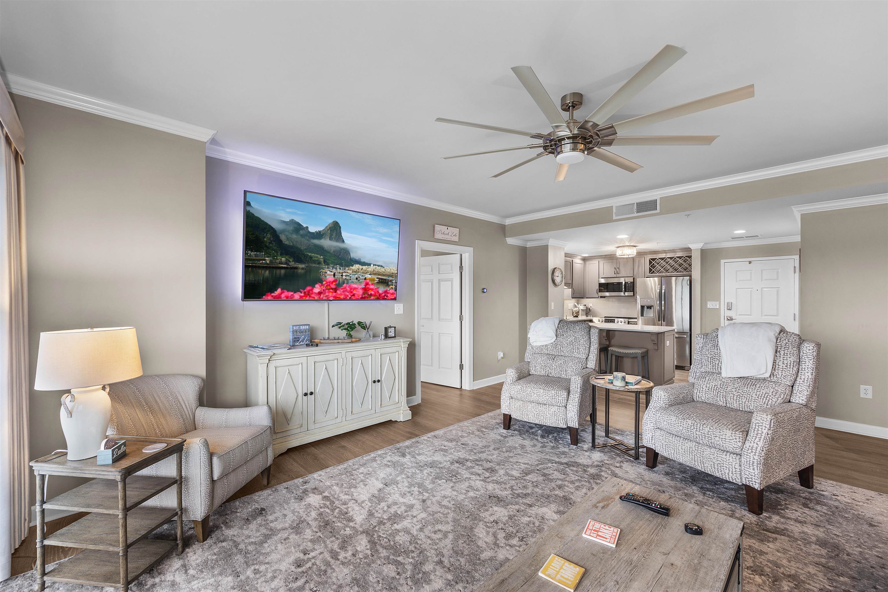 323 CR 380 RD Unit: P 506