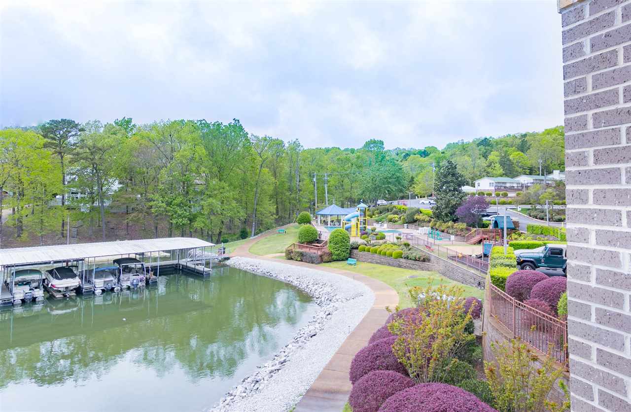 325 CR 380 RD Unit: L 302