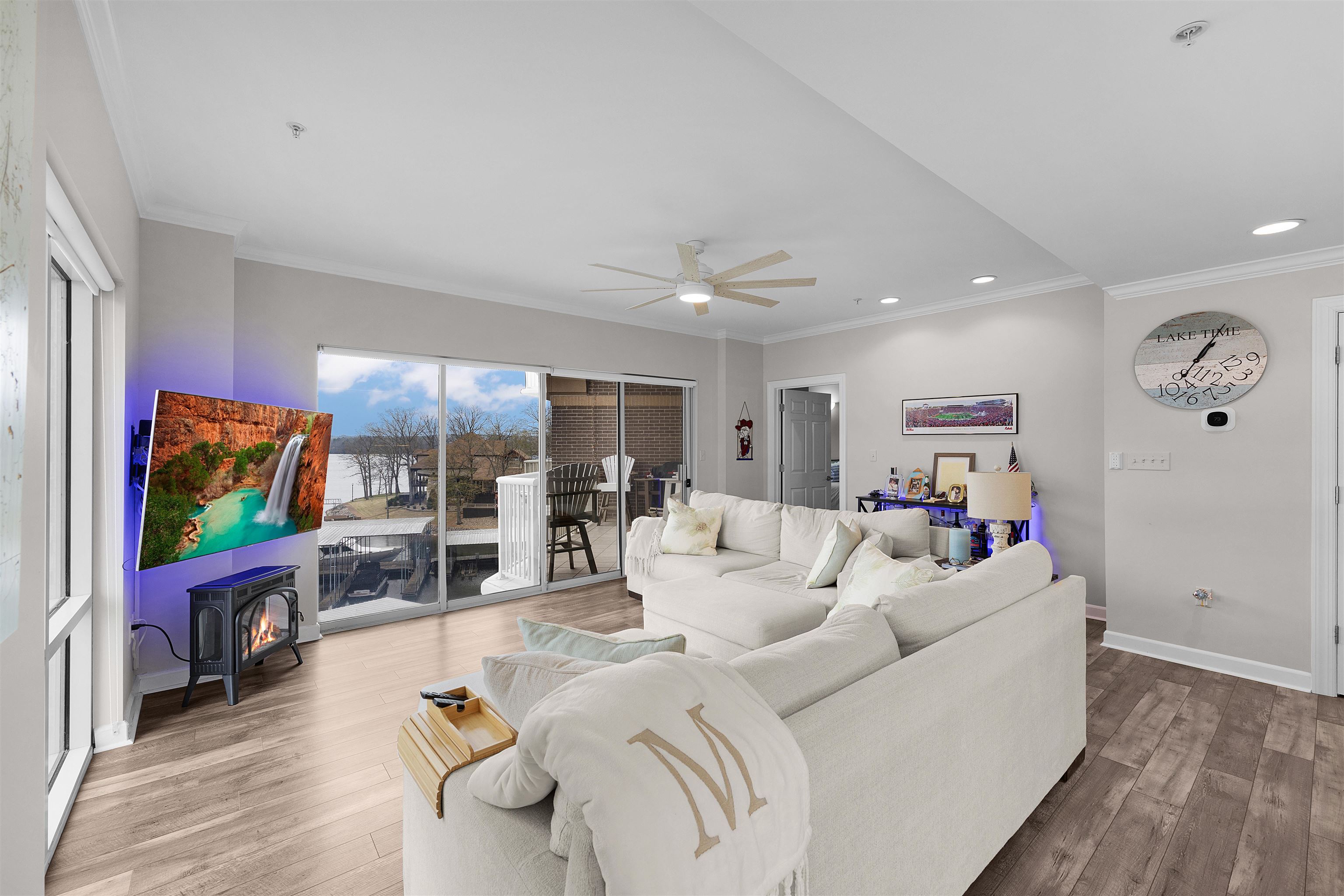 325 CR 380 RD Unit: L 302