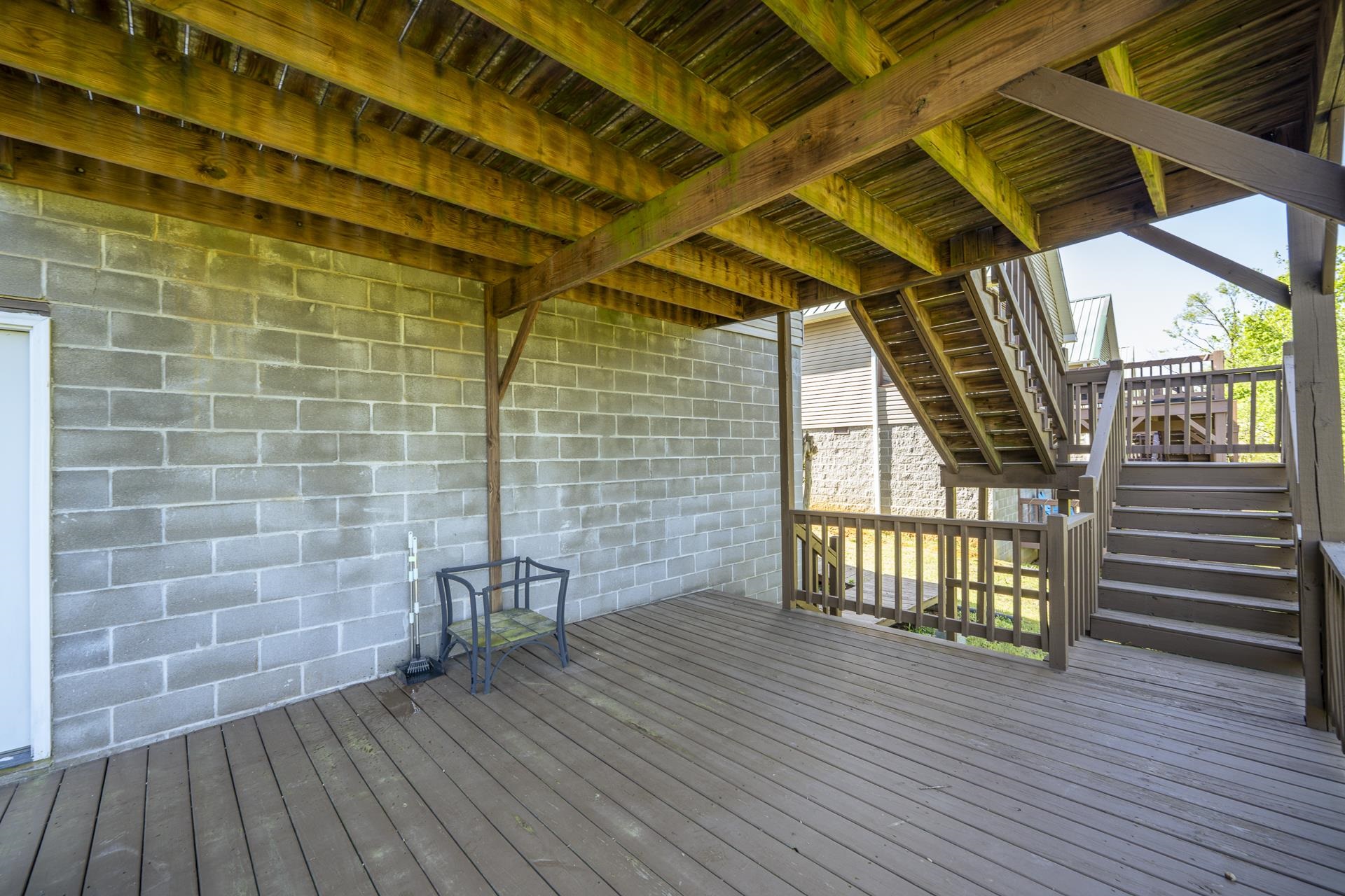9 MOUNTAIN VIEW DR