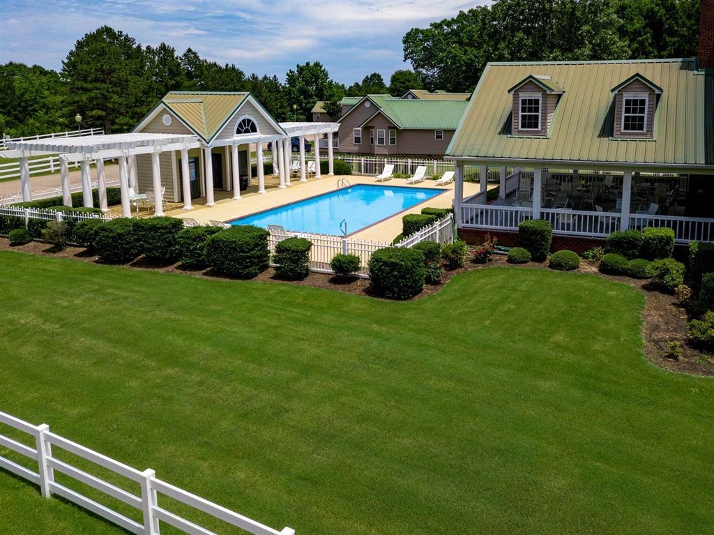 39 FRANK FREEWAY DR