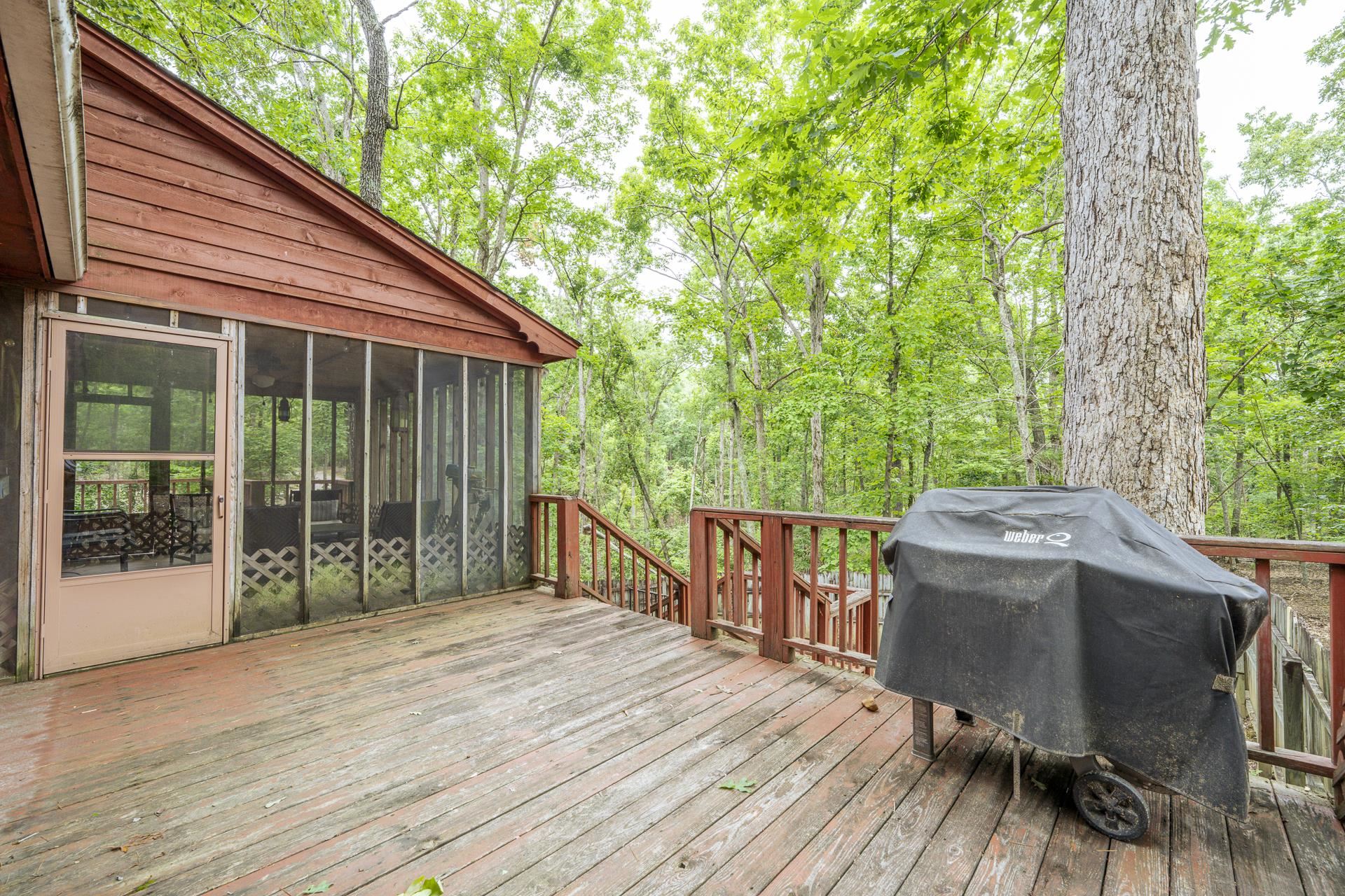 405 MURRAY LN