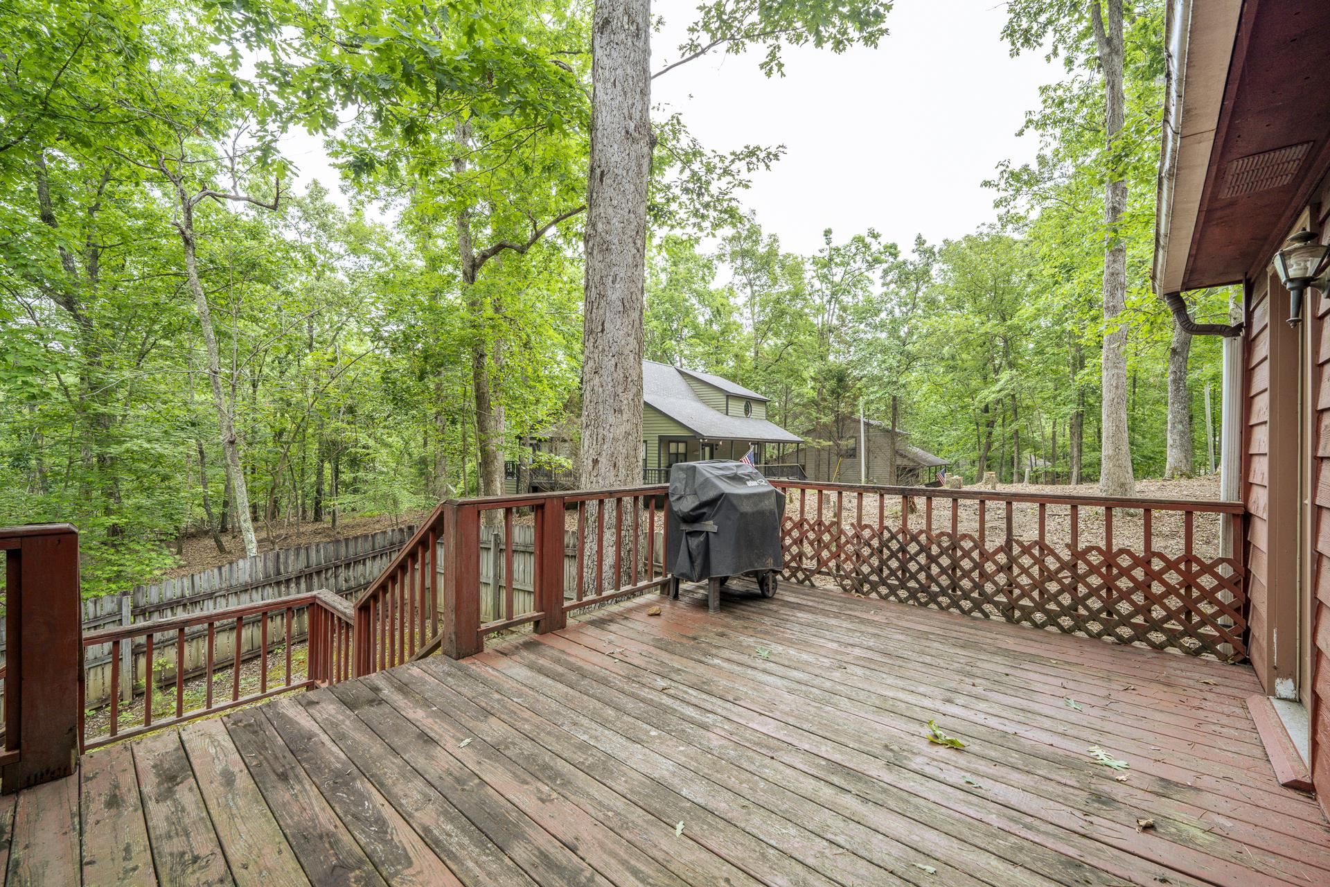 405 MURRAY LN
