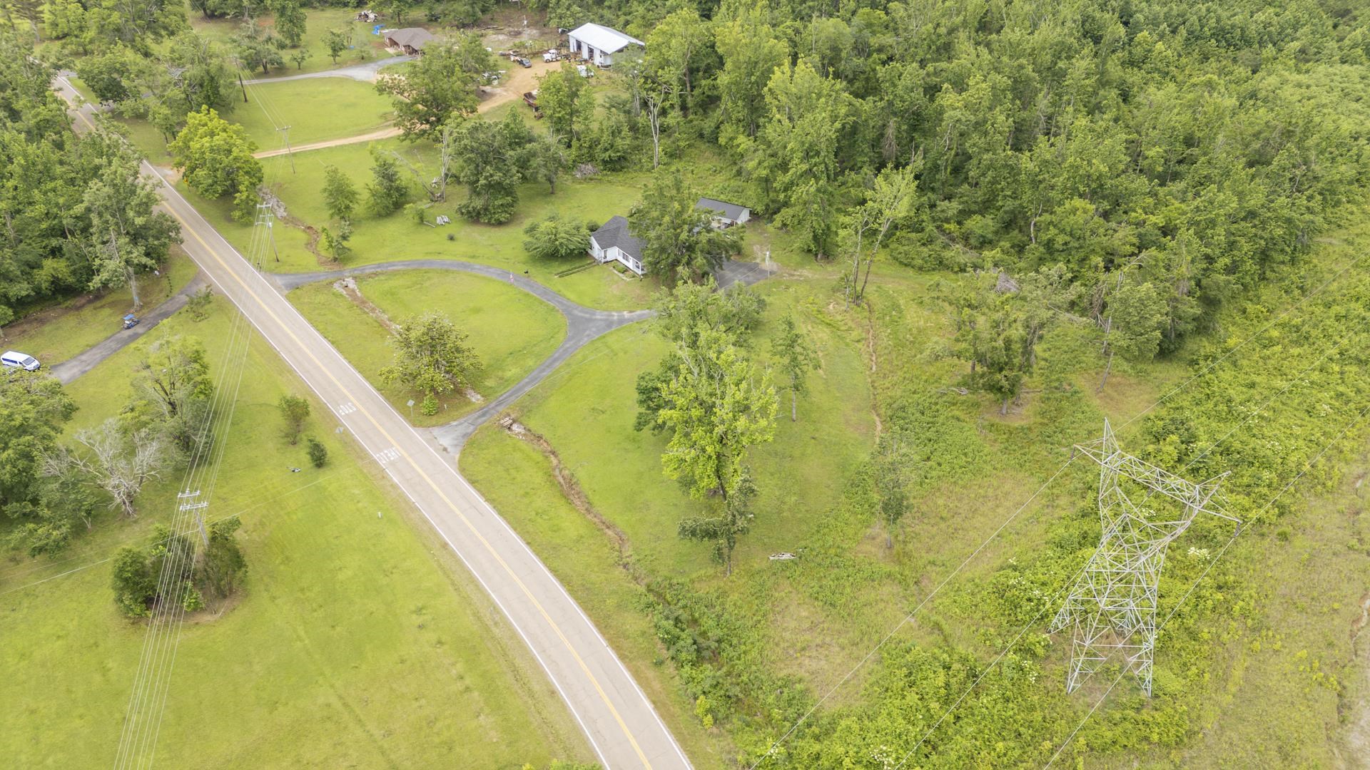2975 HWY 22 S HWY