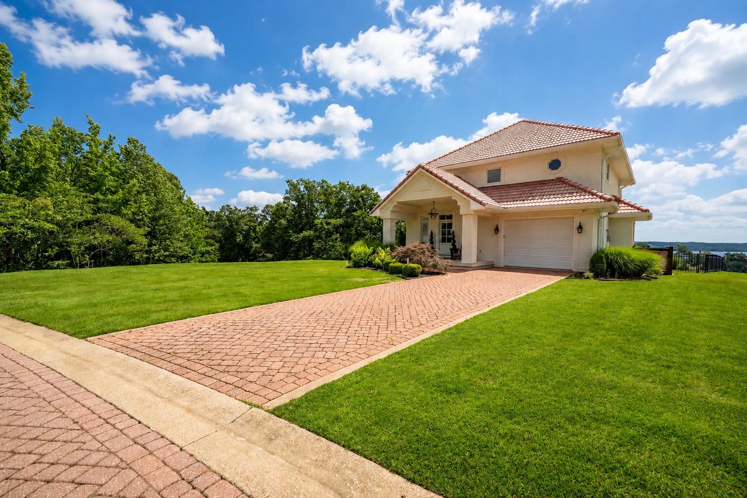 155 TIDEWATER PT