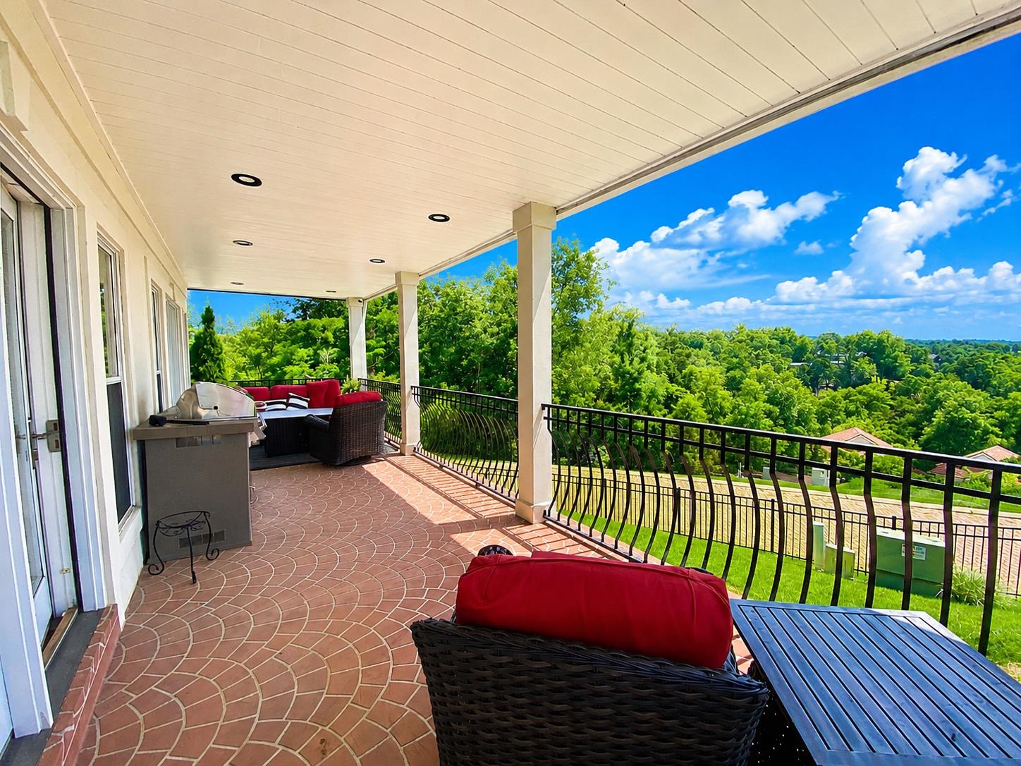 155 TIDEWATER PT