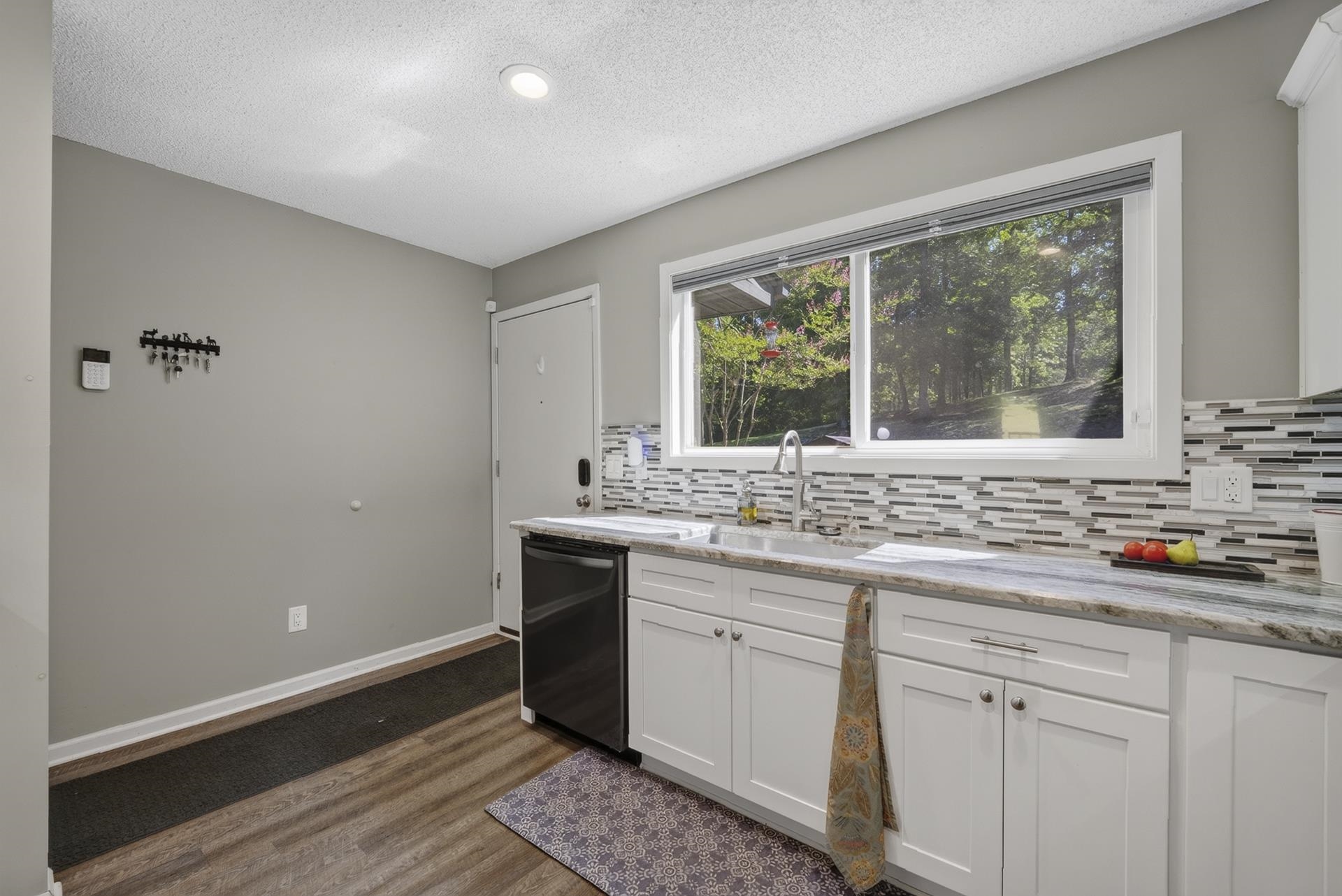 74 DRIFTWOOD RD