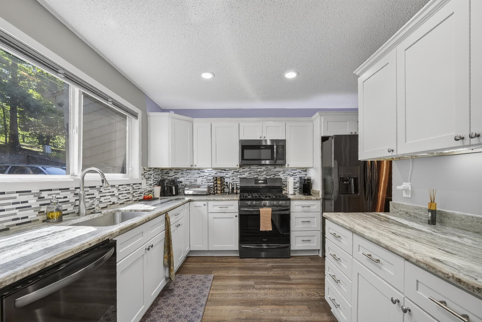 74 DRIFTWOOD RD