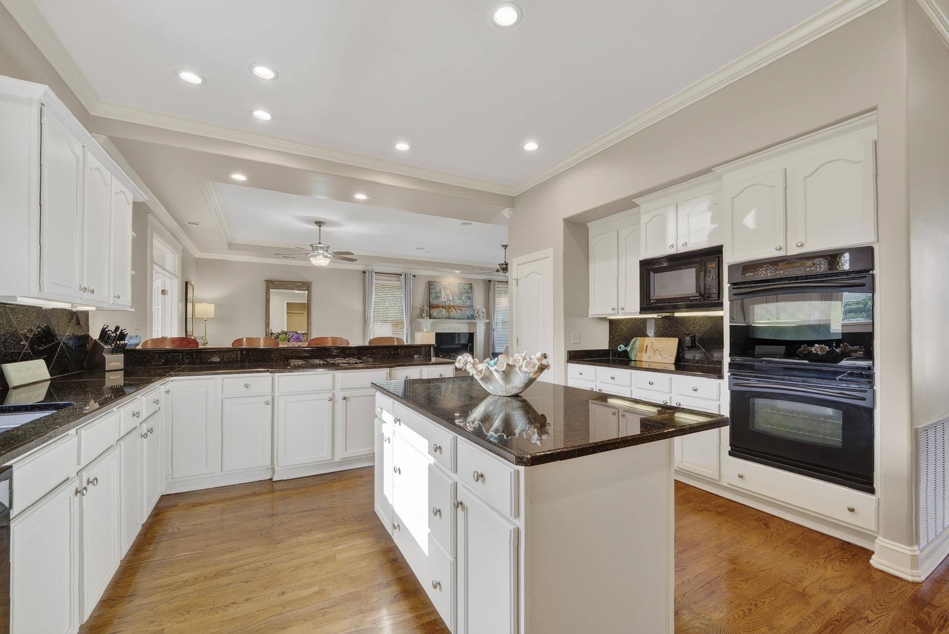 220 ANCHOR BAY PT