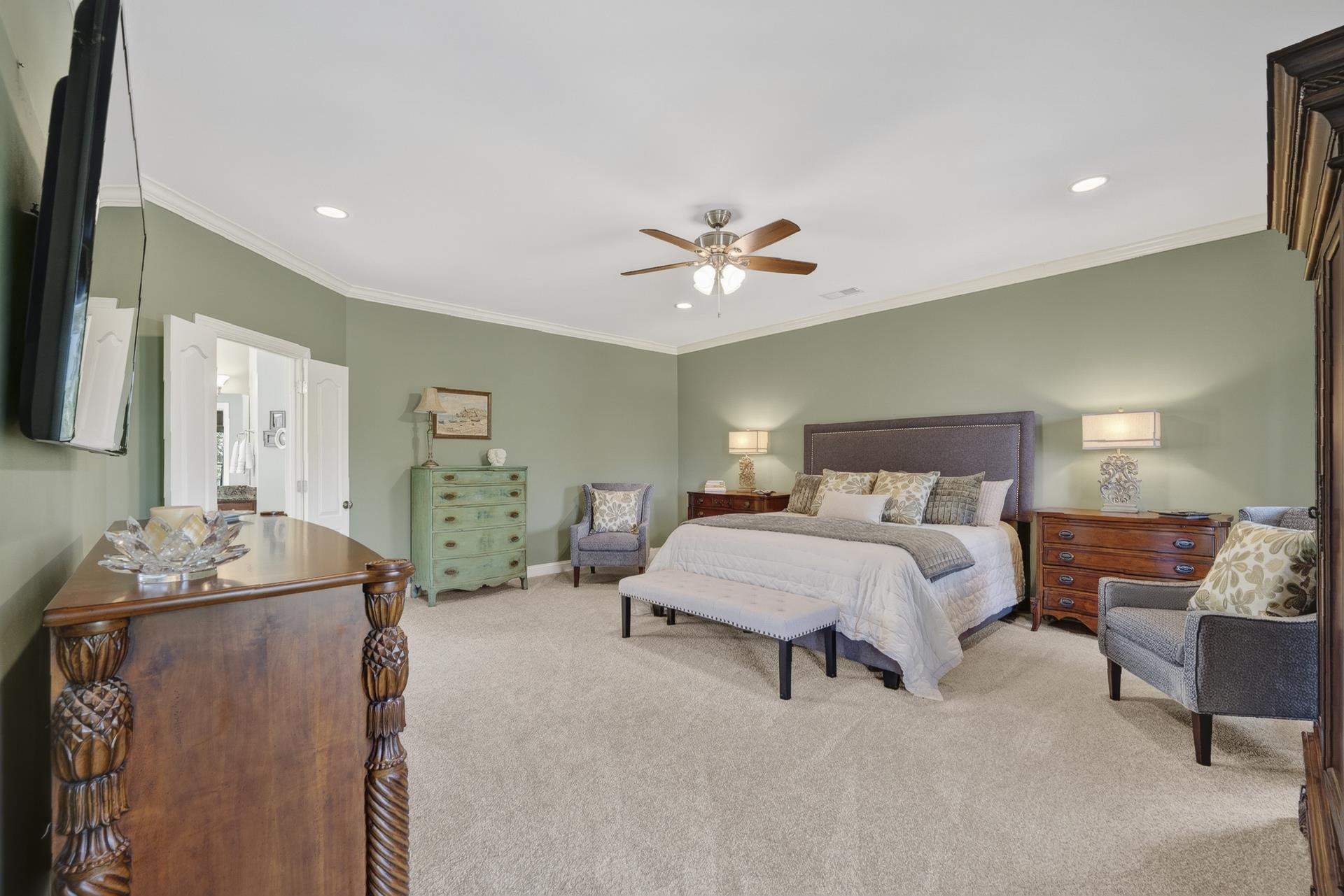 220 ANCHOR BAY PT