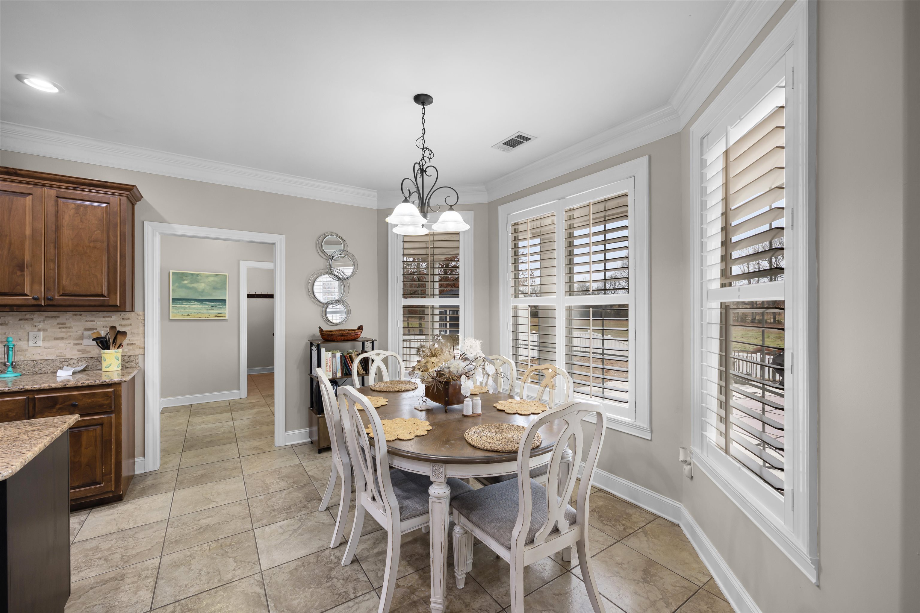 3285 SHADOWOOD LN