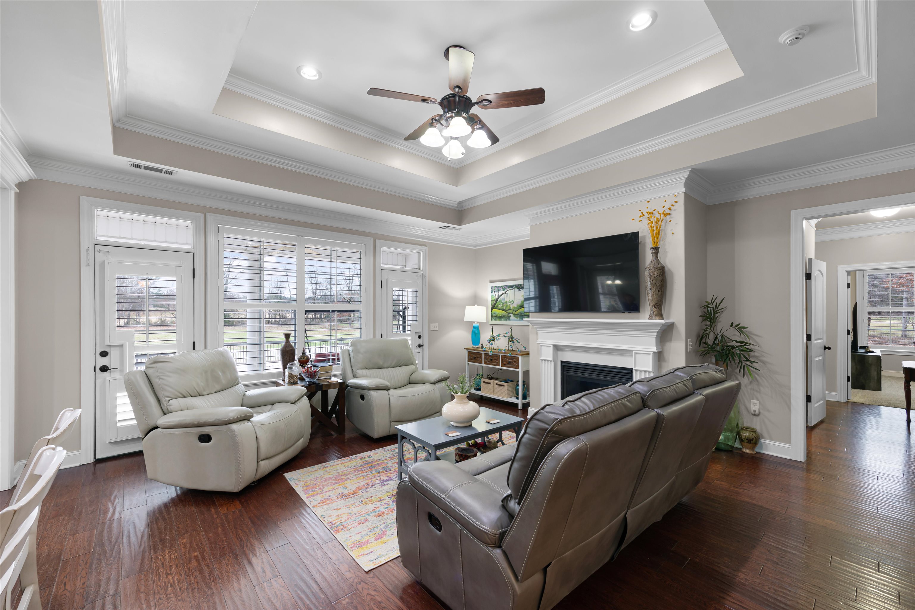 3285 SHADOWOOD LN