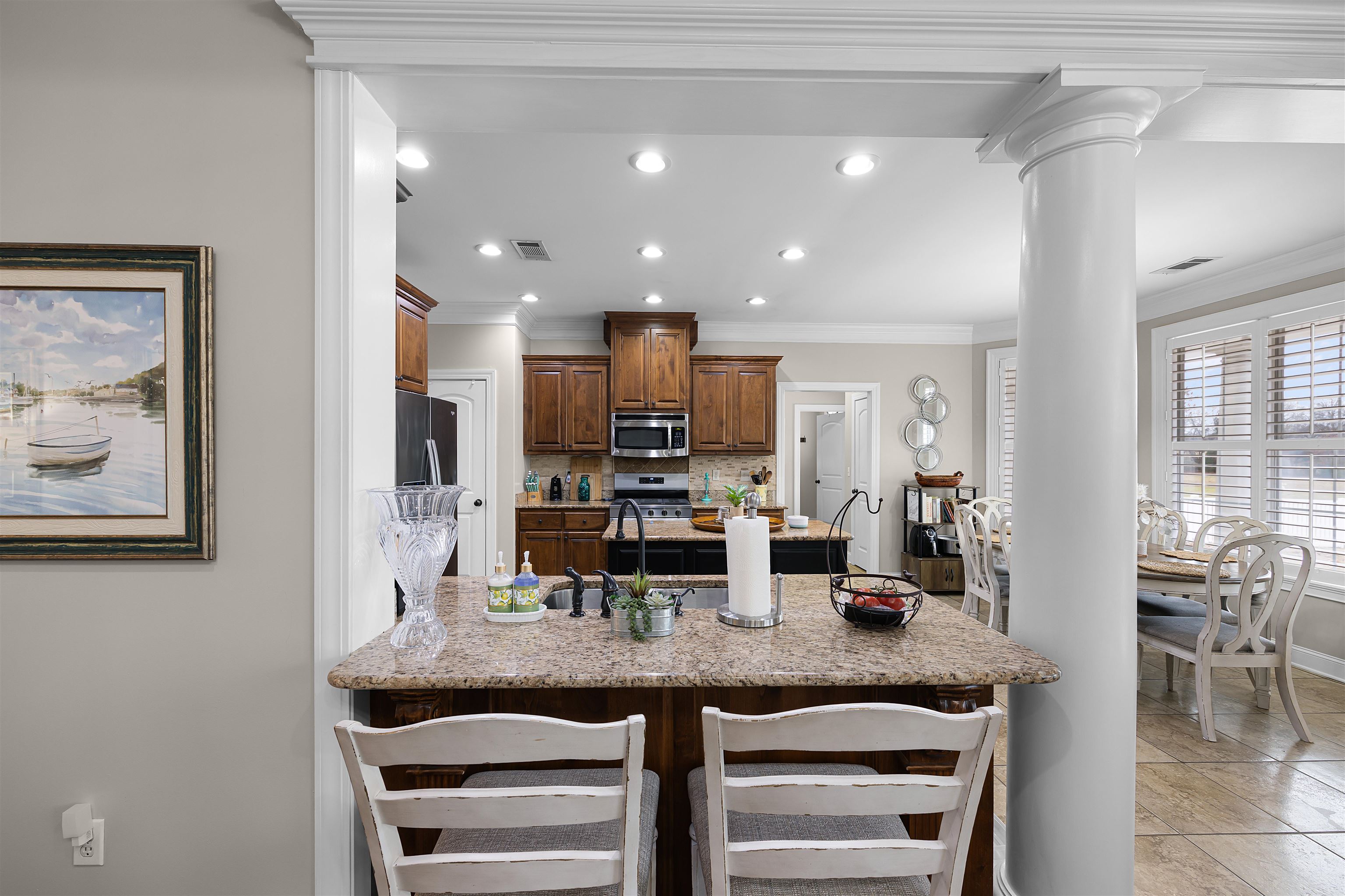 3285 SHADOWOOD LN