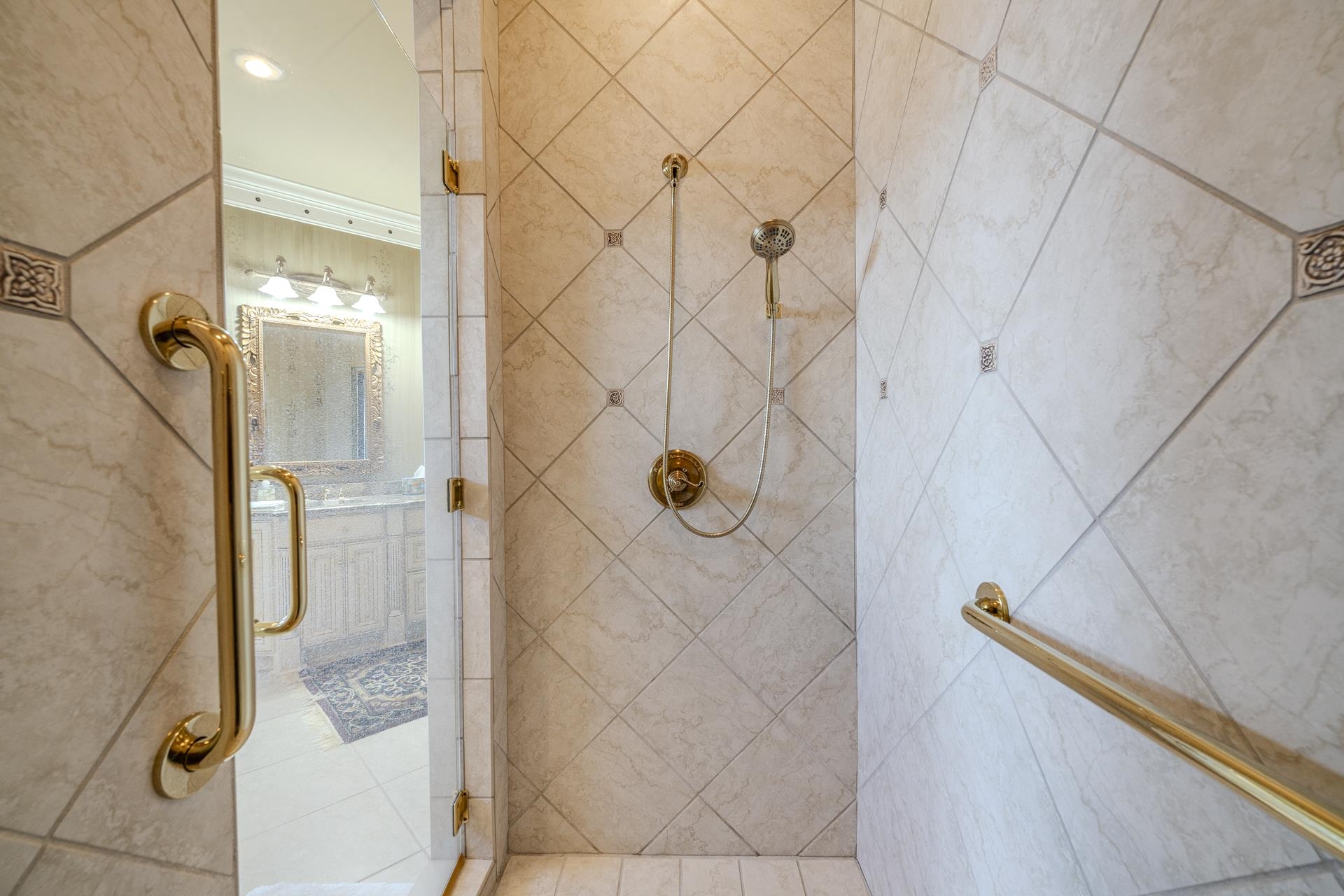 175 WESTSHORE RDG