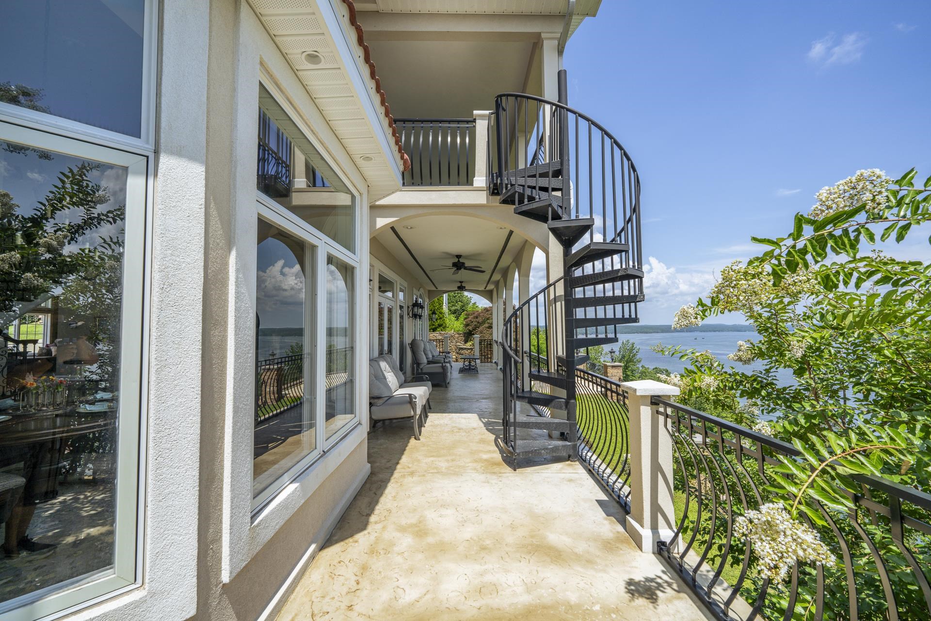 175 WESTSHORE RDG