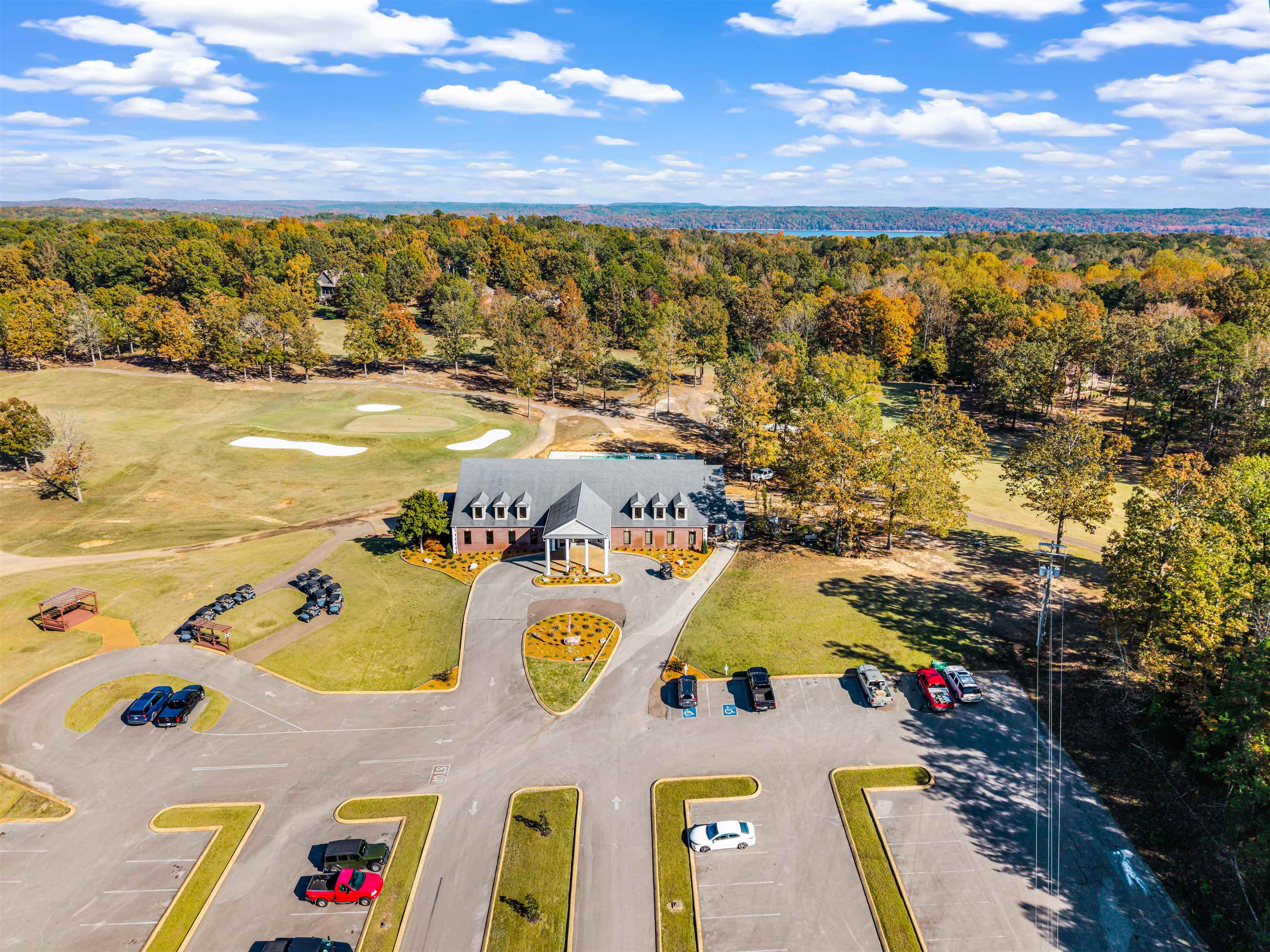 396,397,398 WINDWOOD DR