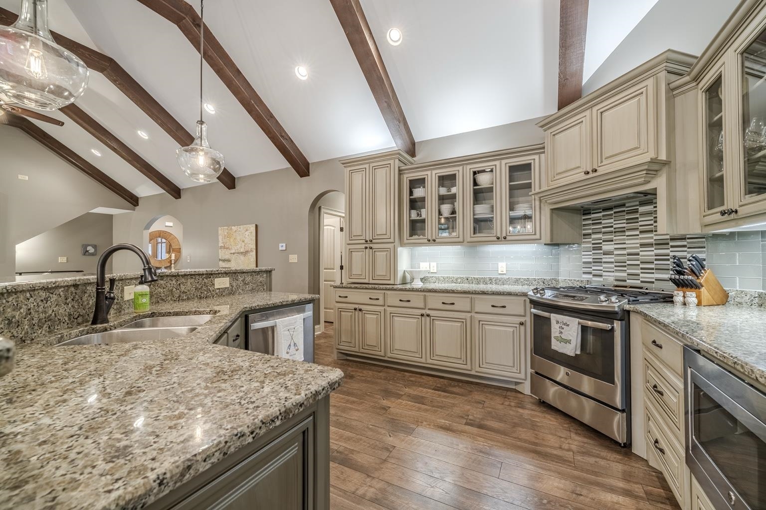 9 ELKS LANDING DR