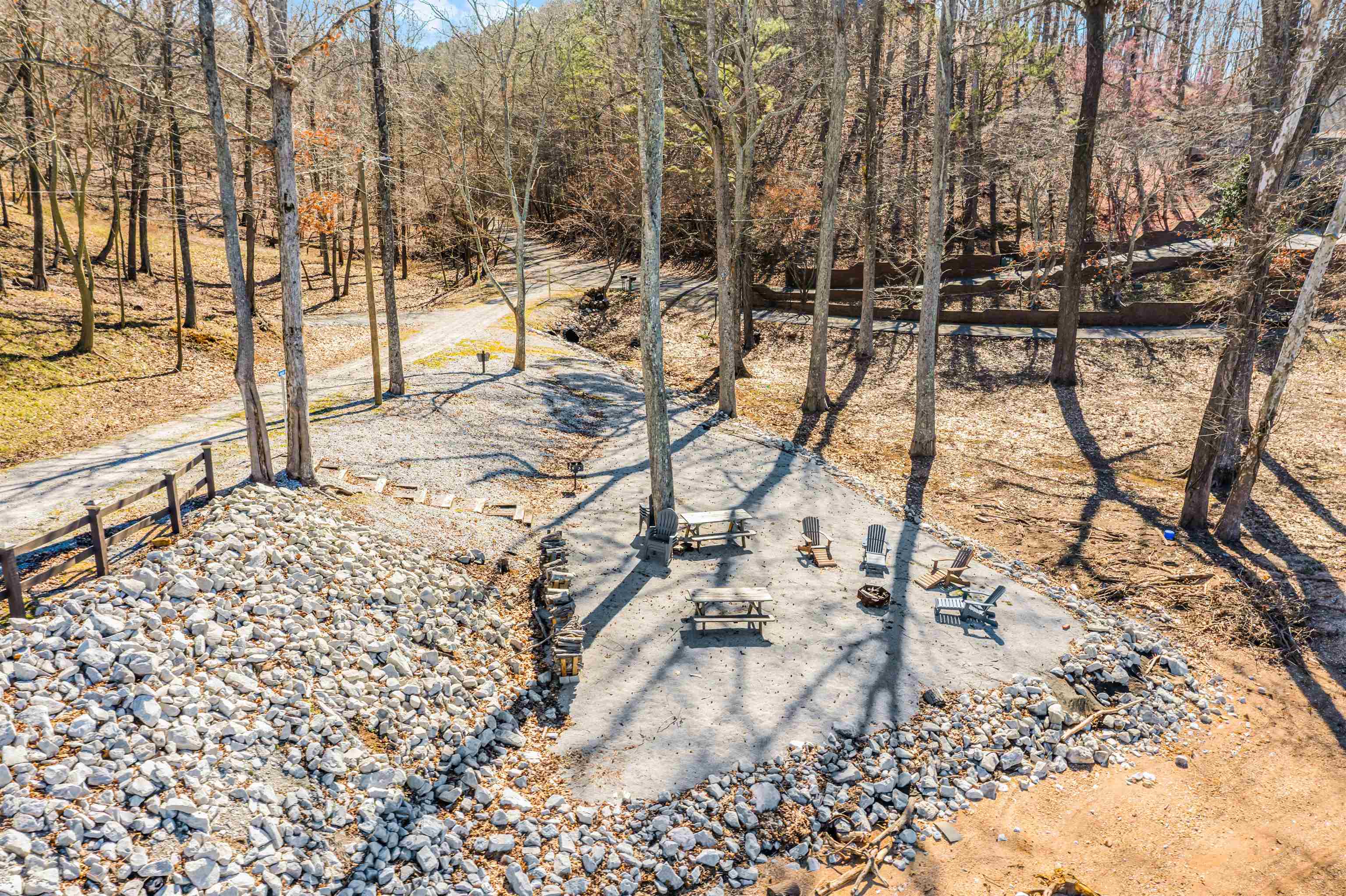 228 CHICKASAW TRACE RD
