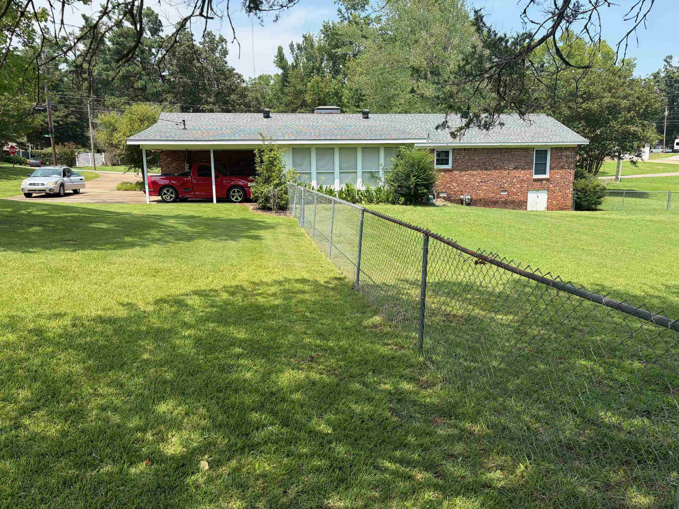 135 POPLAR ST