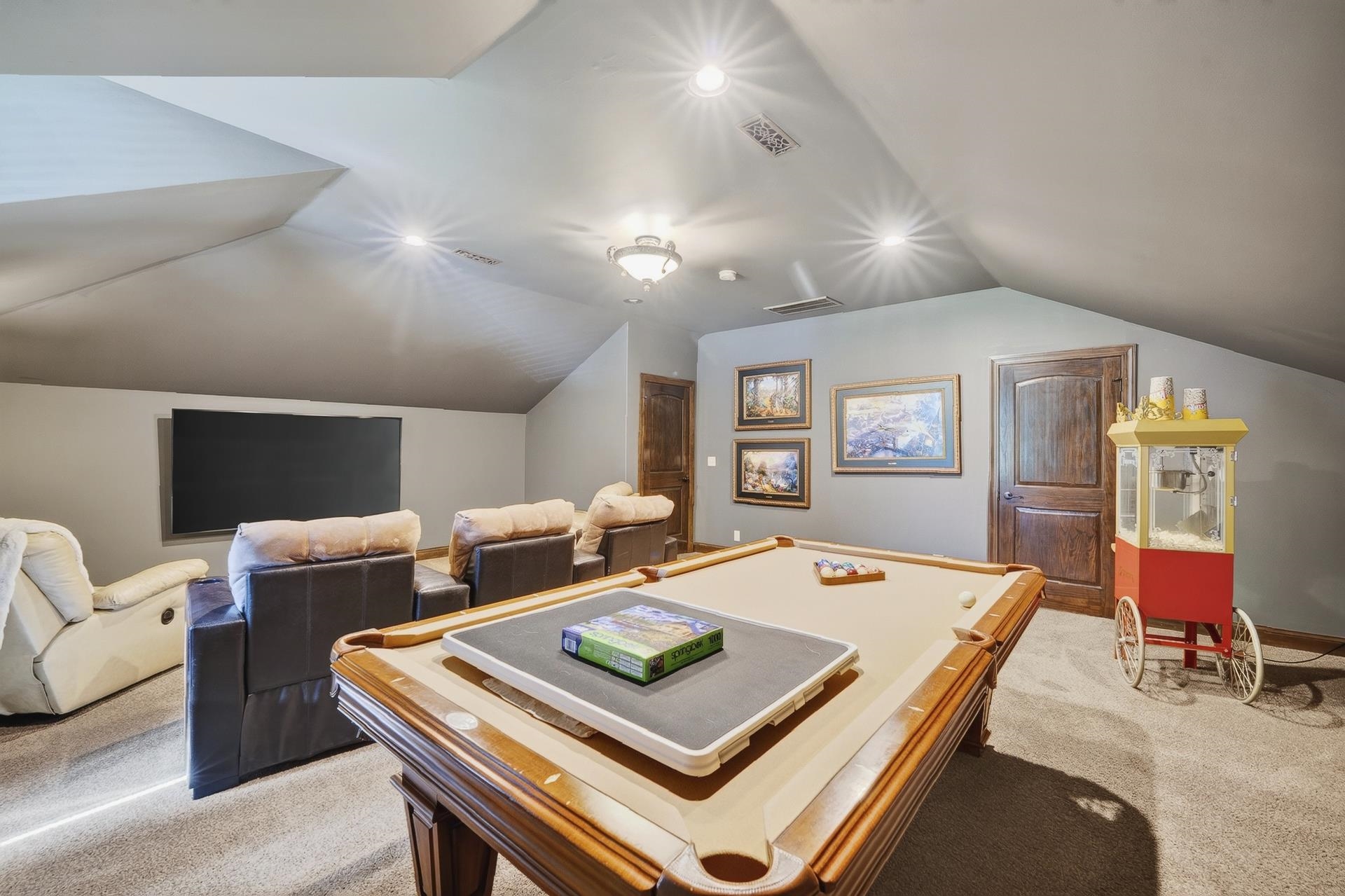 6 GLENVIEW DR