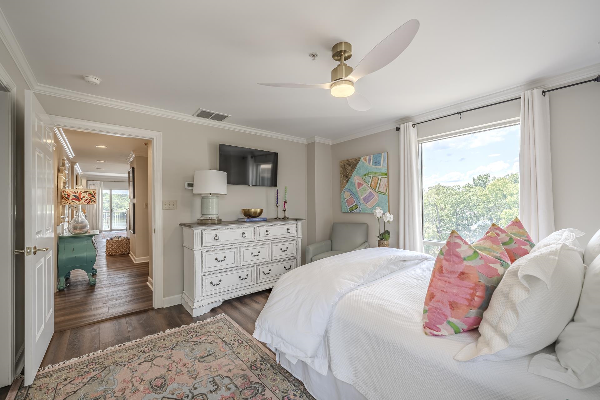 323 CR 380 RD Unit: L 501