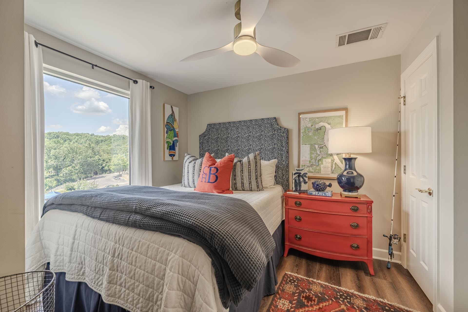 323 CR 380 RD Unit: L 501
