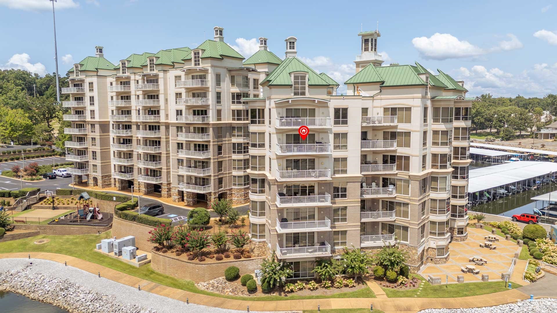 323 CR 380 RD Unit: L 501