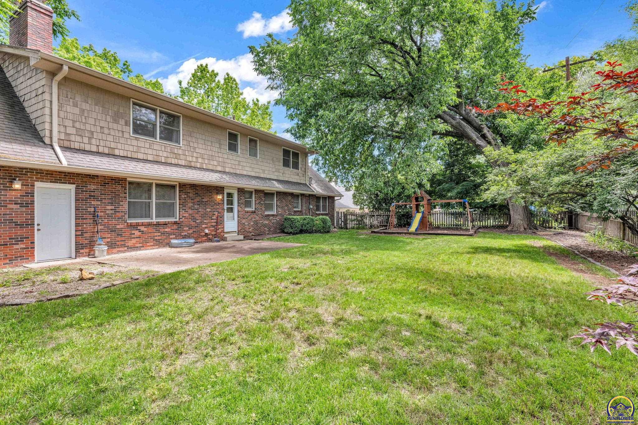 2217 SW Knollwood DR
