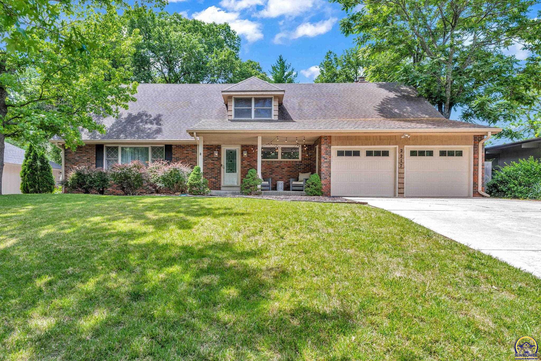 2217 SW Knollwood DR