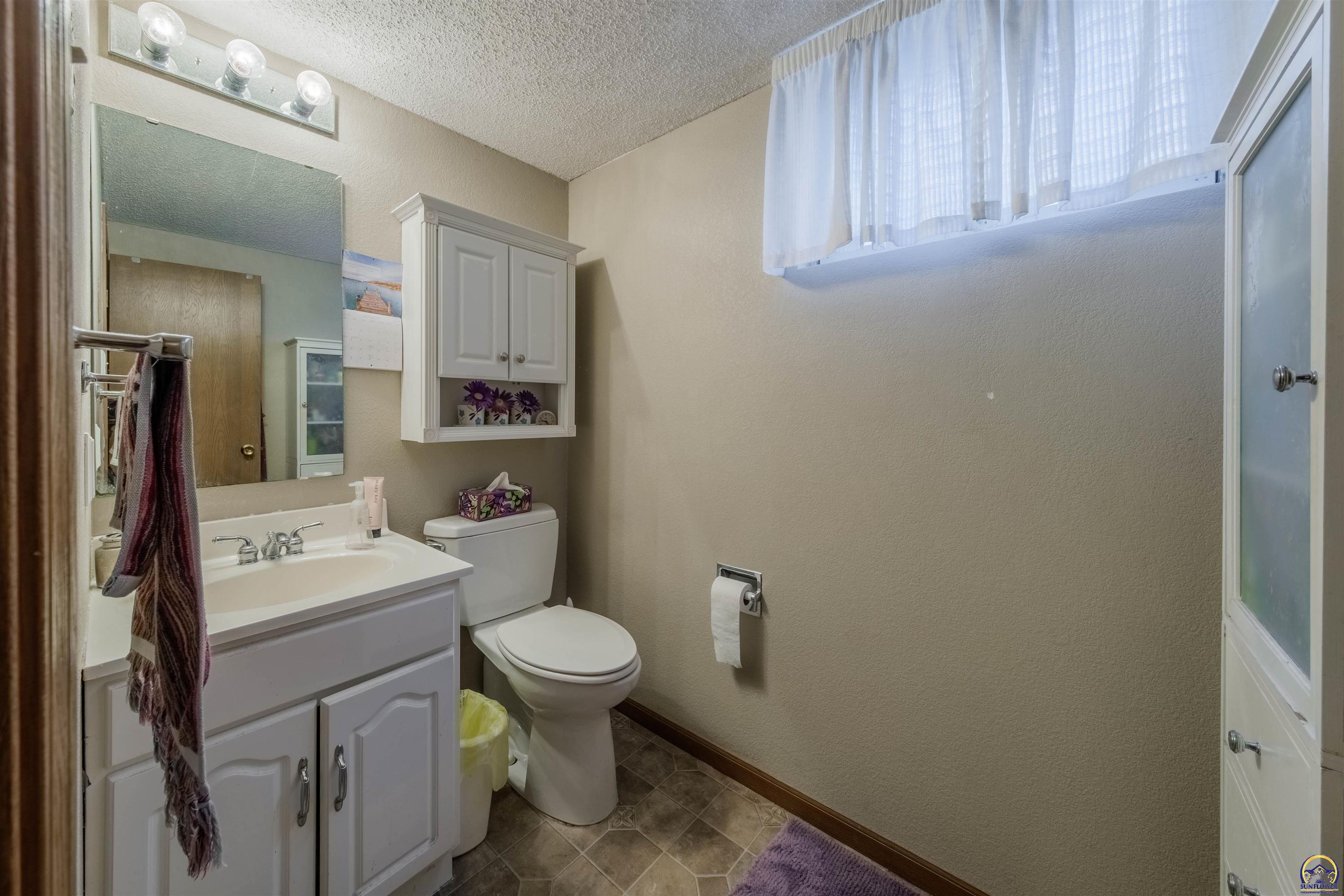 5626 SW 35th TER