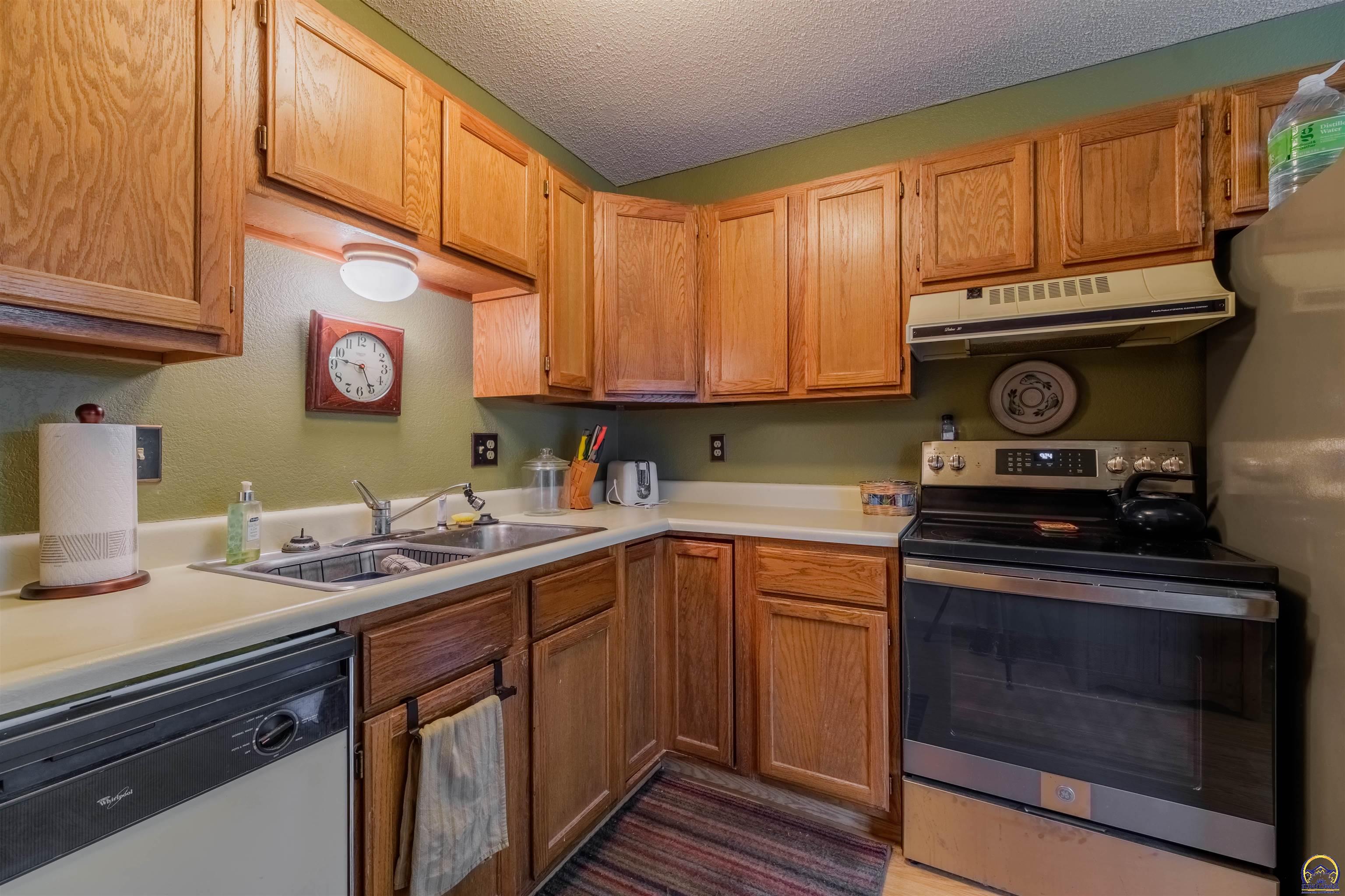5626 SW 35th TER