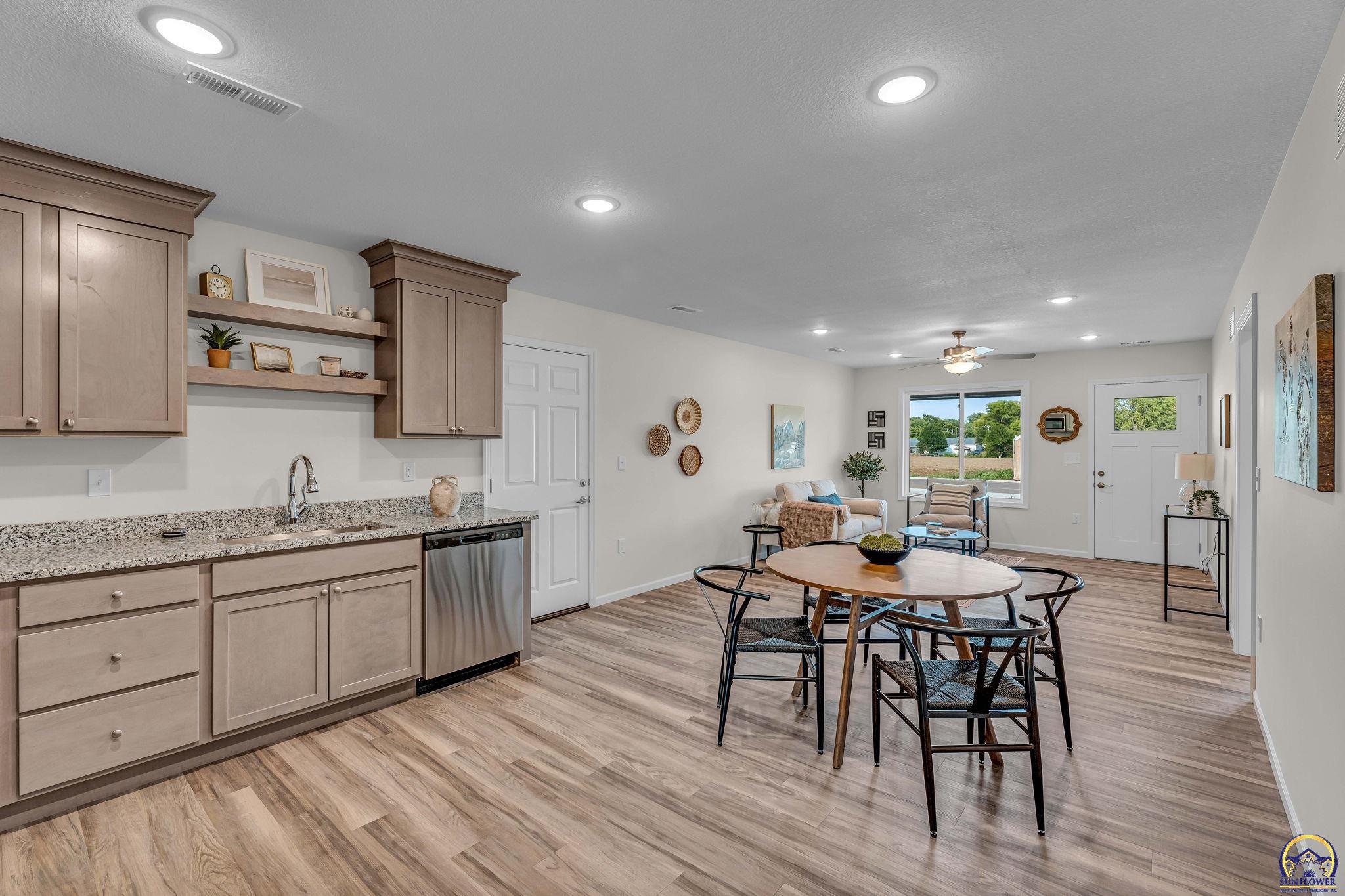 213 Clay Ave