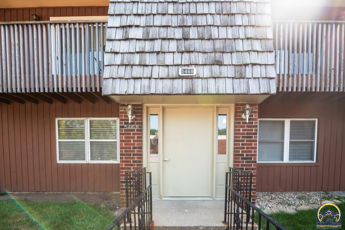 5468 SW 12th TER Unit: Apt. #4