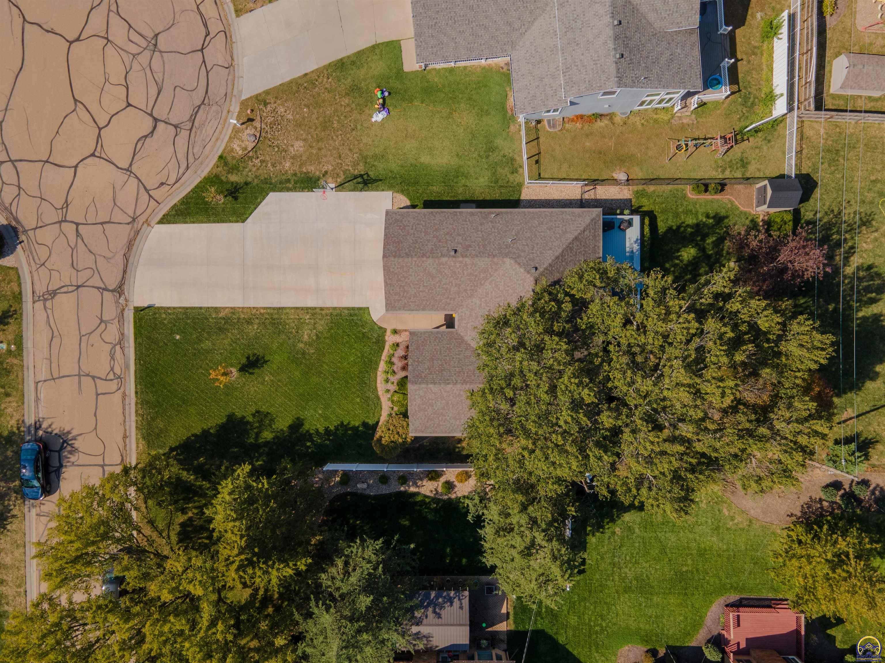 6628 SW Gisbourne CT