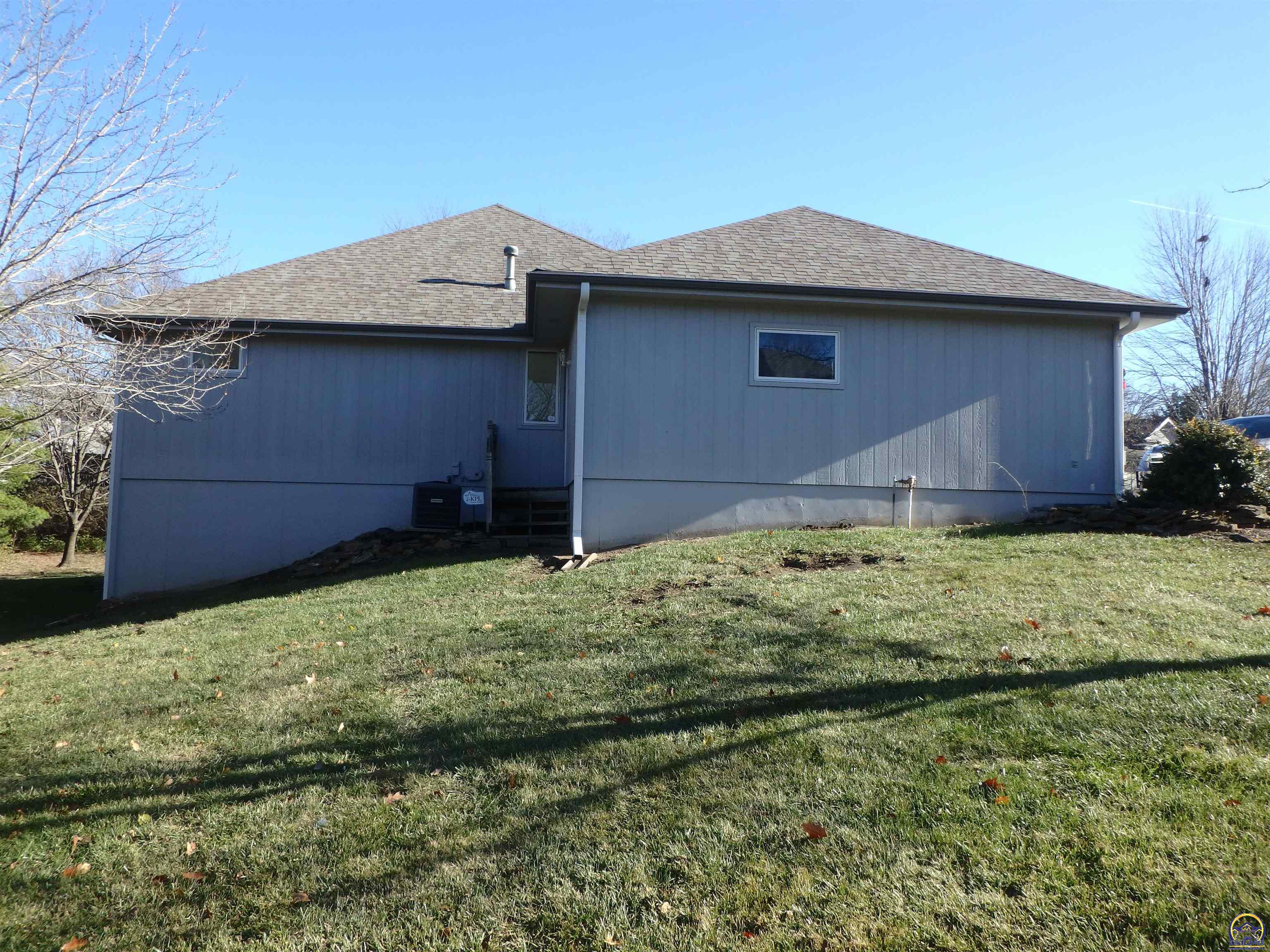 3600 SW Ashworth CT