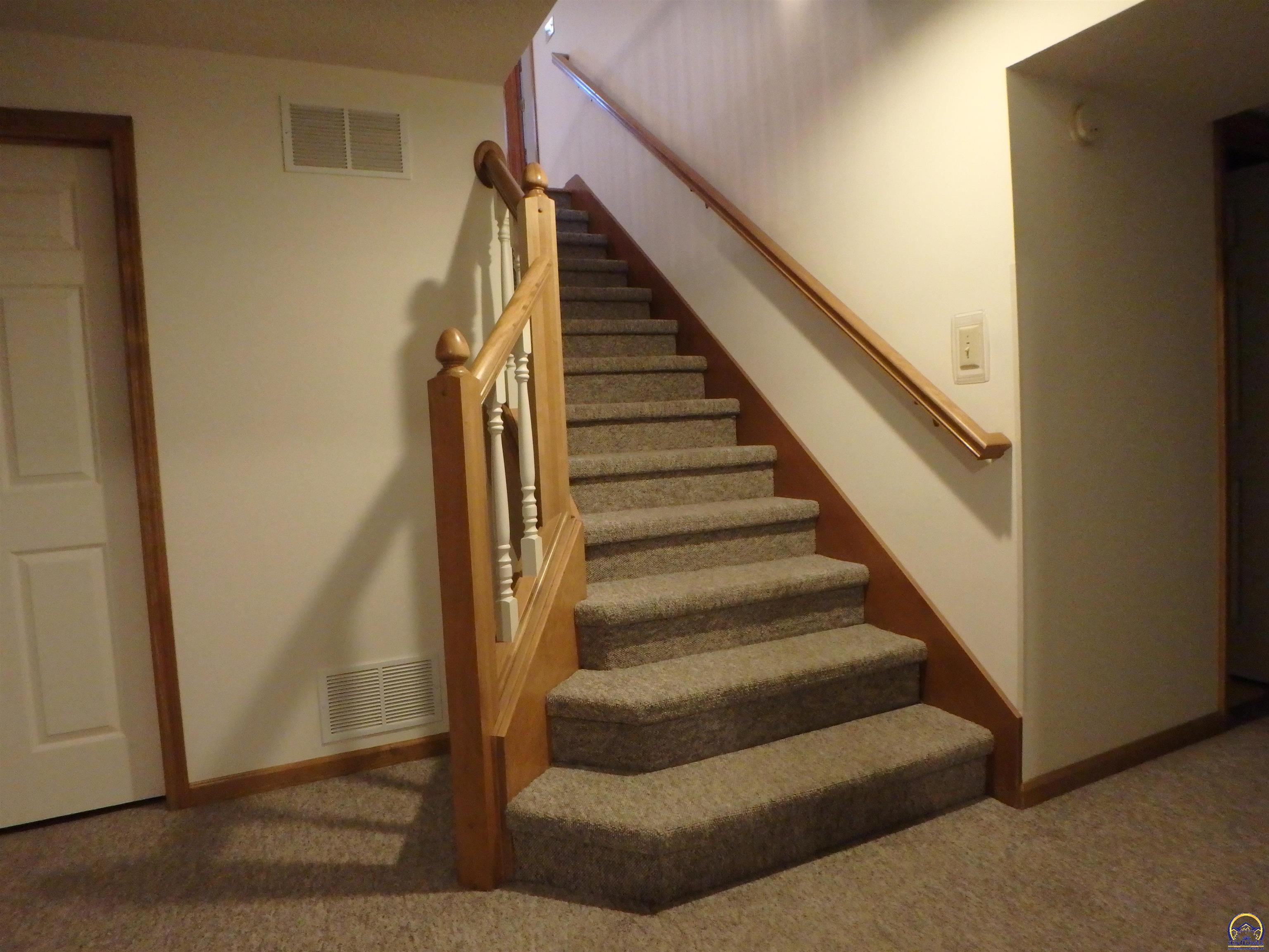 3600 SW Ashworth CT