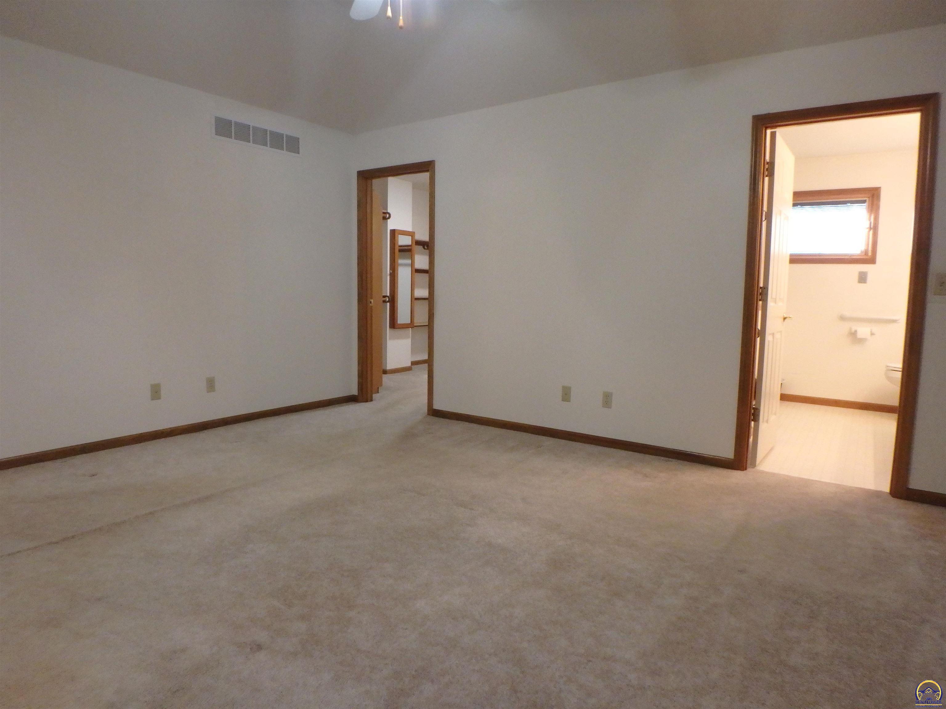 3600 SW Ashworth CT